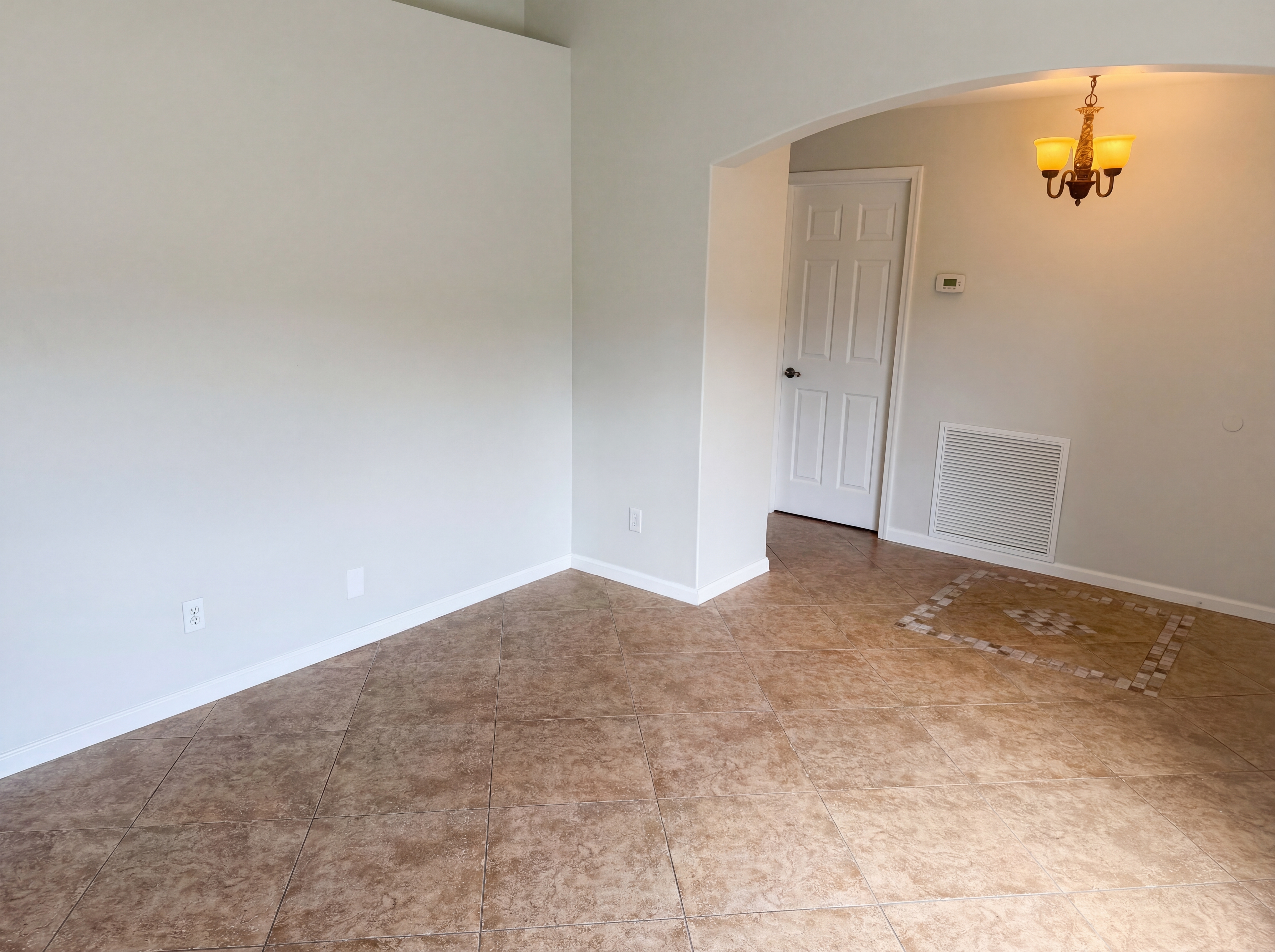 Photo 17 of 31 of 2332 SE Berkshire Blvd, Port Saint Lucie, FL
