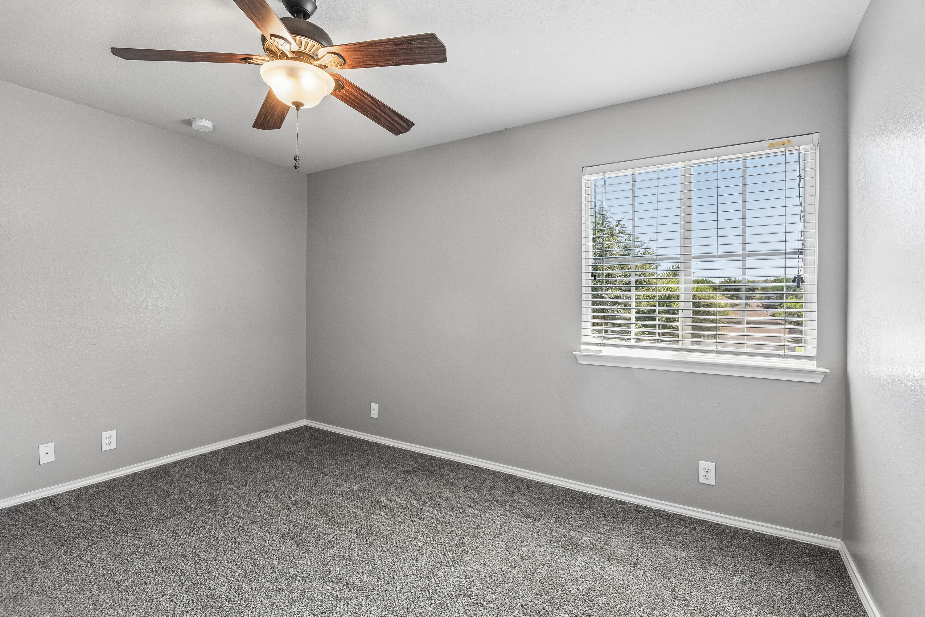 Photo 41 of 49 of 2535 Fayette Dr, New Braunfels, TX