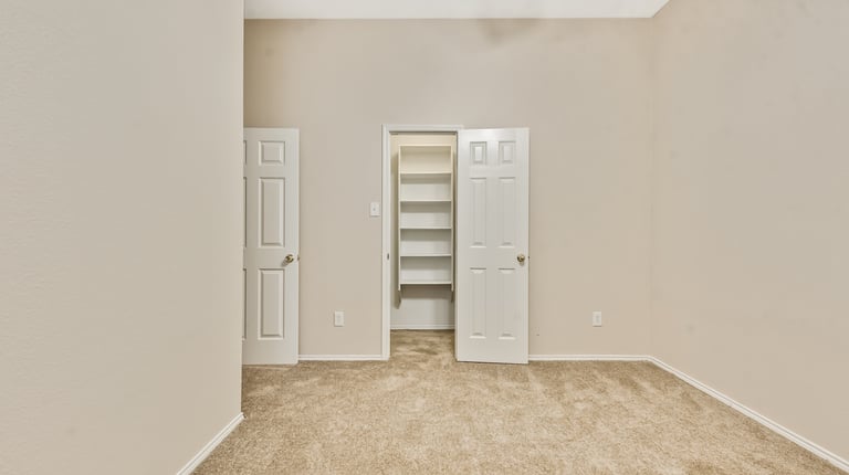 Photo 23 of 33 - 9621 Links Fairway Dr, Rowlett, TX 75089
