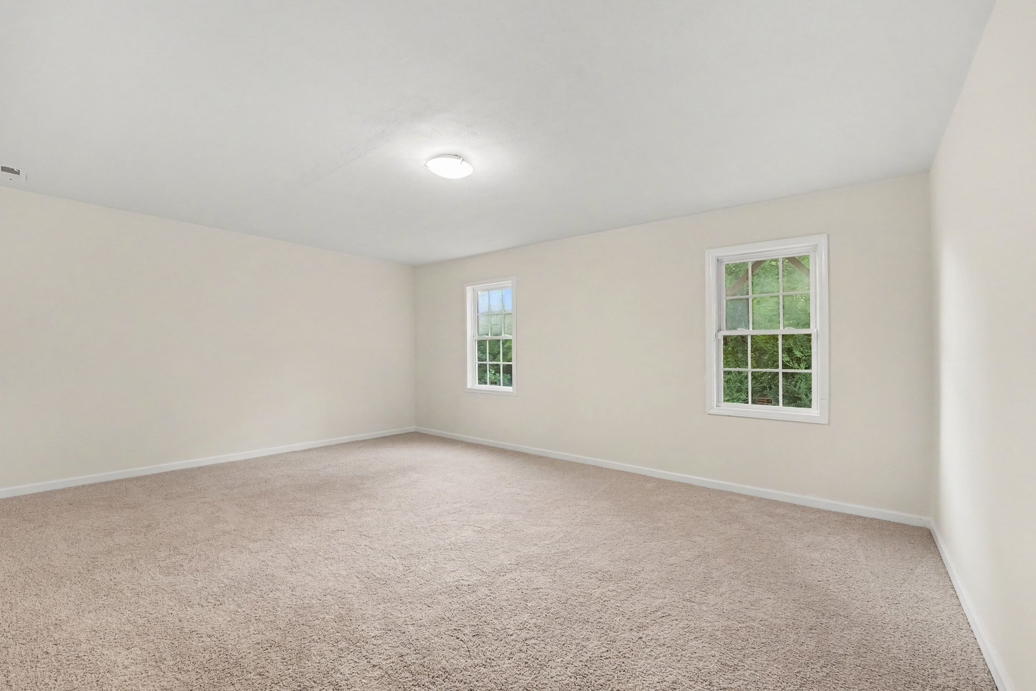Photo 12 of 17 of 4750 Dalena Dr, Claremont, NC