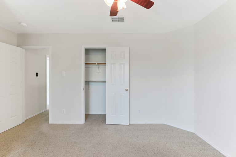 Photo 23 of 26 - 509 Cassia Way, Arlington, TX 76002