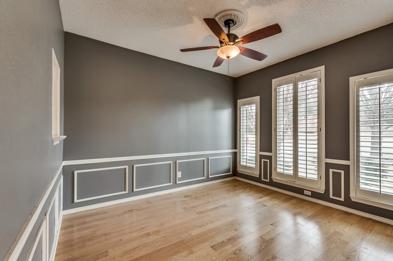 Photo 9 of 26 - 2251 Dallas Dr, Carrollton, TX 75006