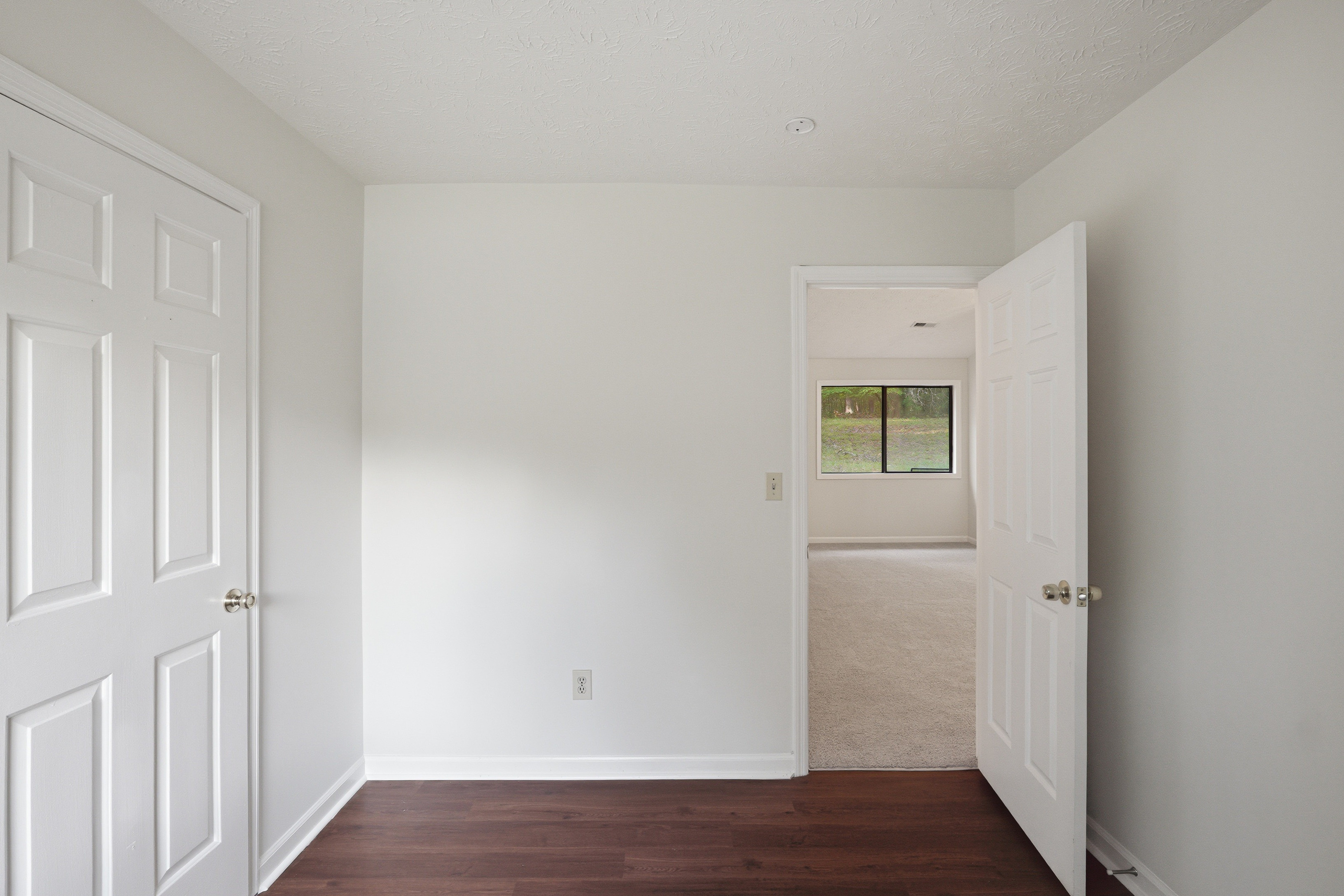 Photo 9 of 33 of 140 Forrest Brook Dr, Palmetto, GA