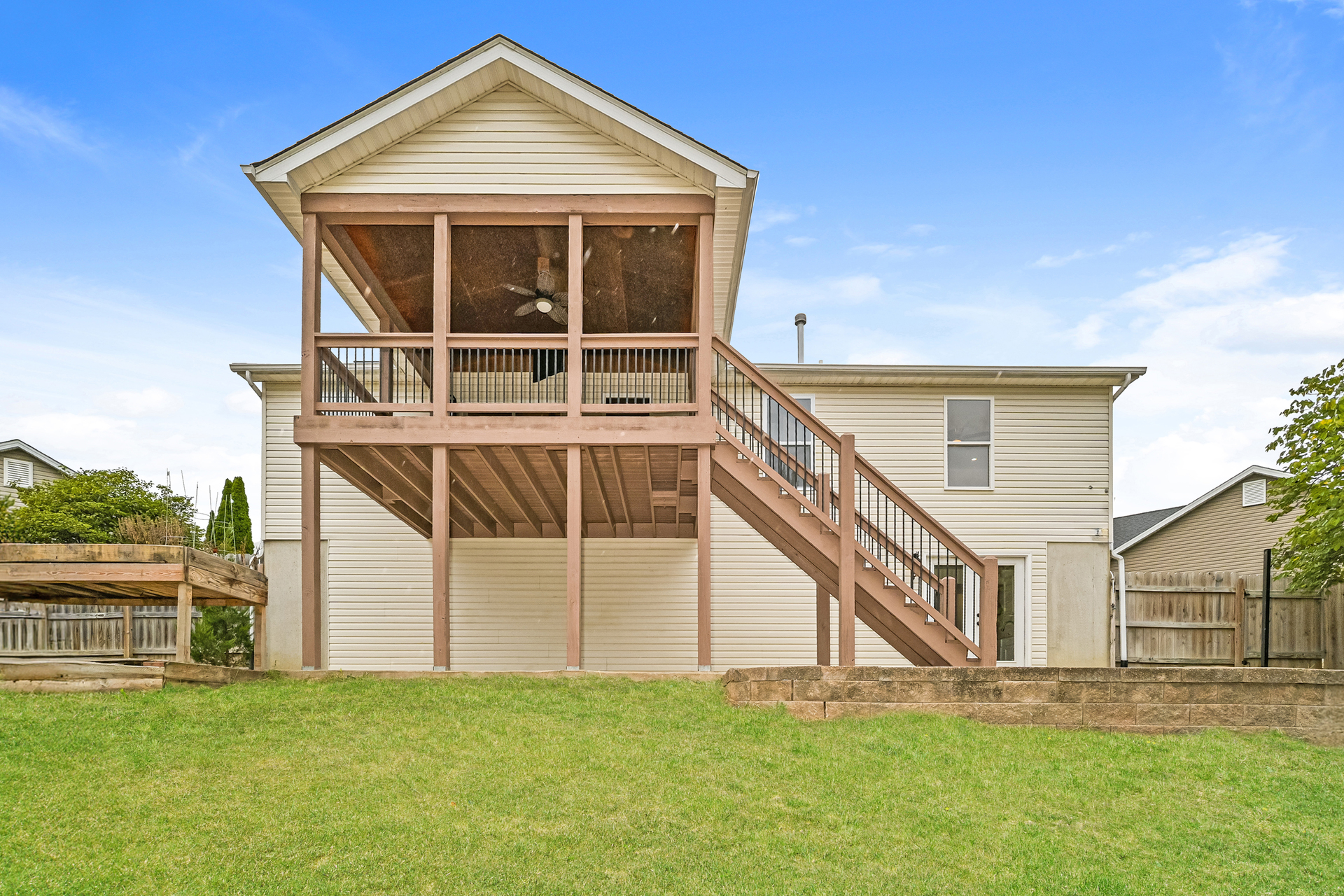 Photo 5 of 21 of 162 Trotters Creek Ln, Wright City, MO