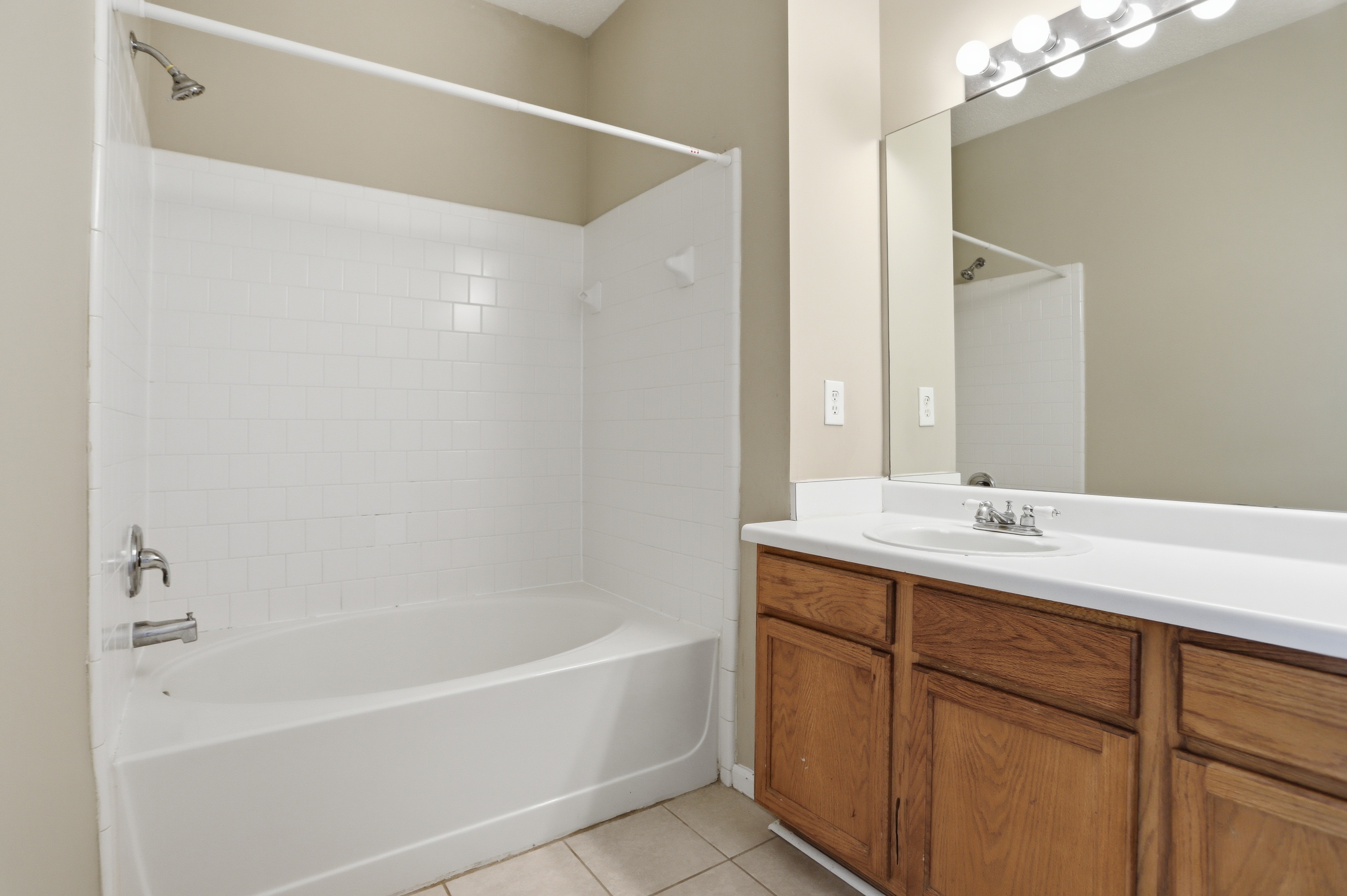 Photo 22 of 30 of 1635 Heyford Cir NW, Kennesaw, GA