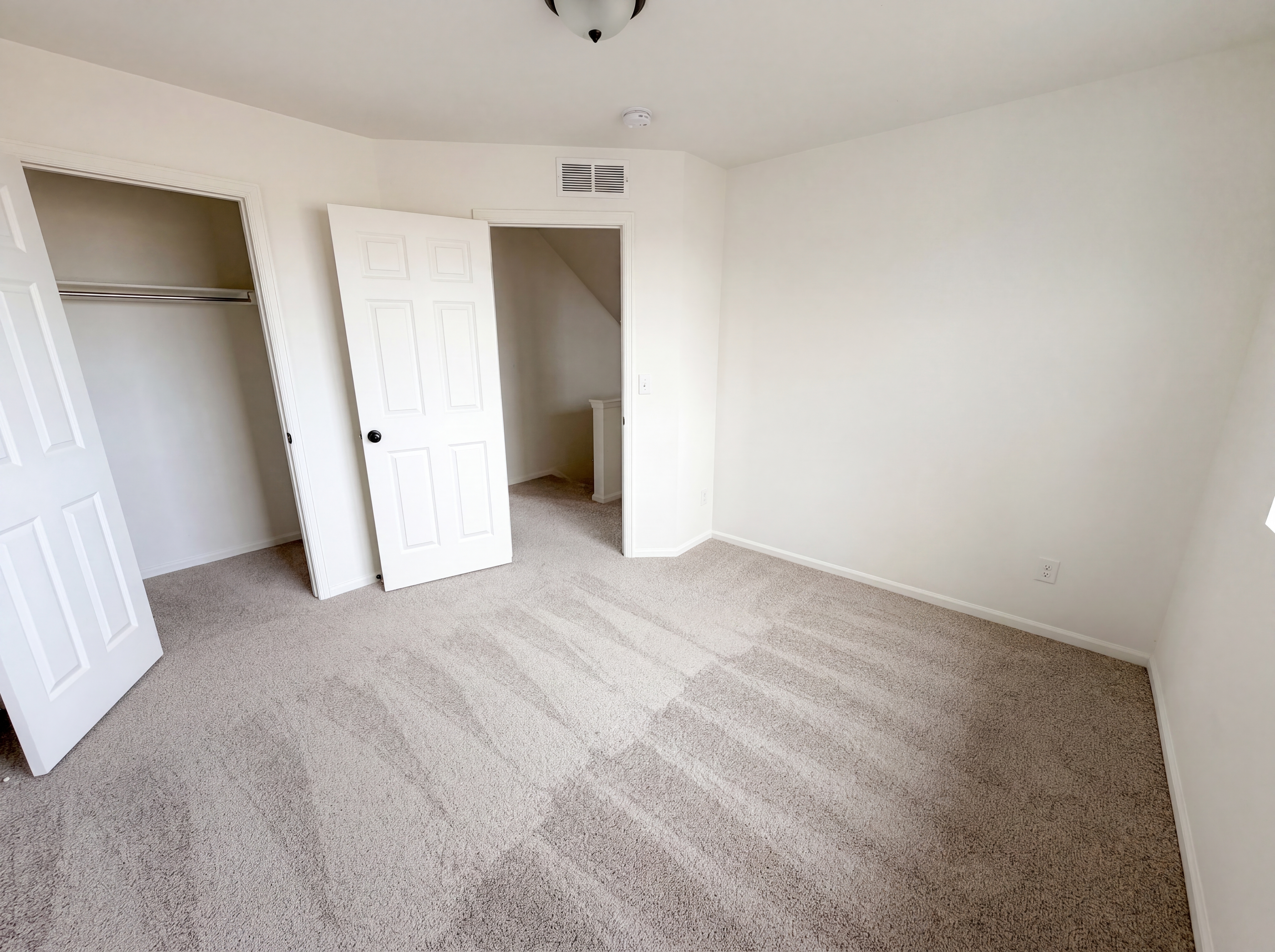 Photo 15 of 34 of 10186 Zeno St, Commerce City, CO