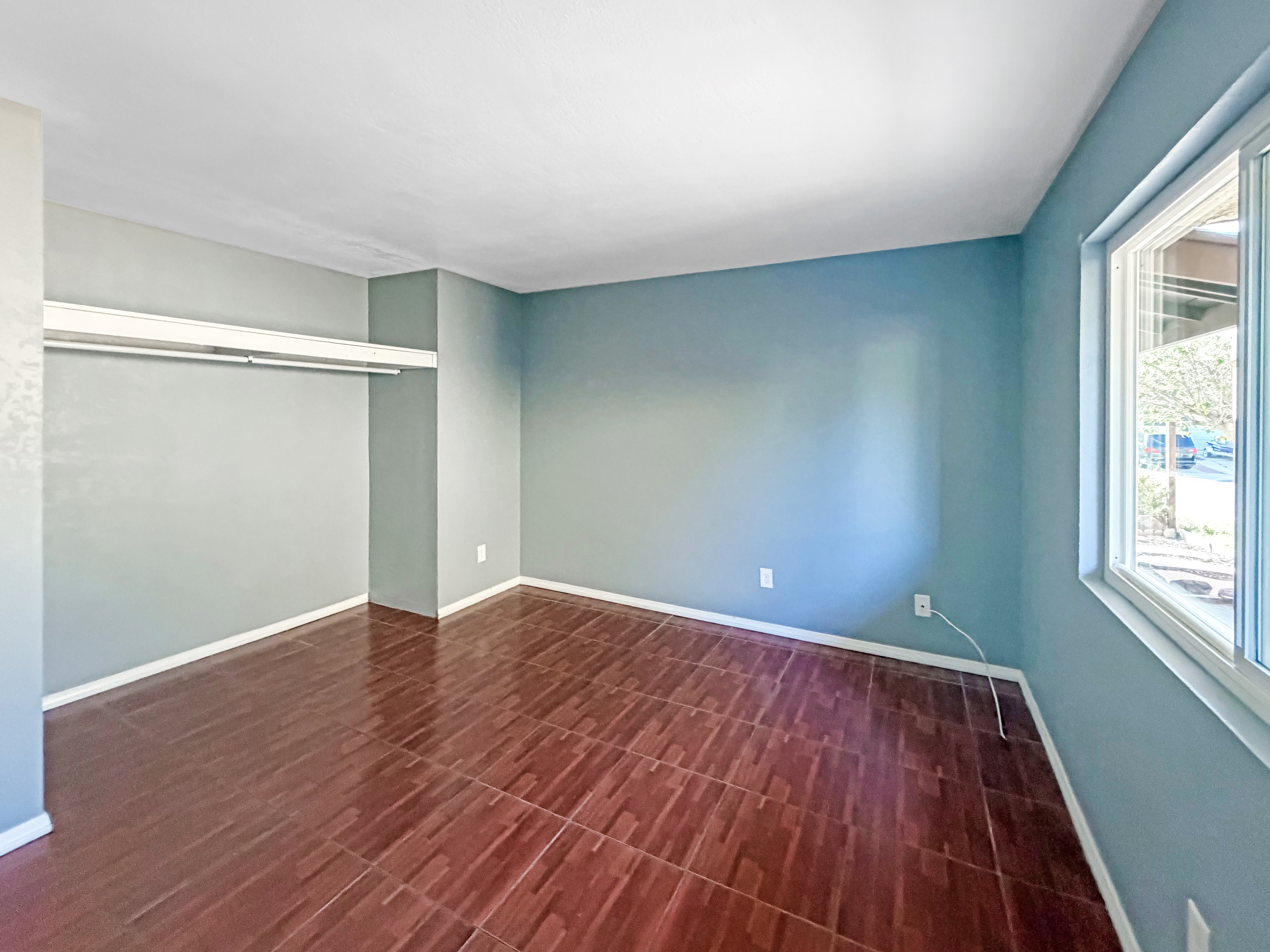 Photo 9 of 16 of 815 Quail Dr, Lake Elsinore, CA