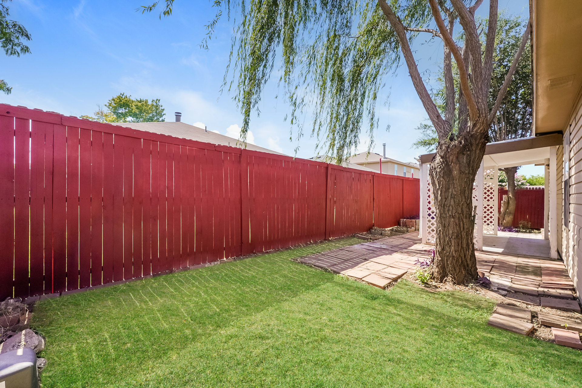 Photo 20 of 21 of 8717 Hunters Creek Dr, Fort Worth, TX