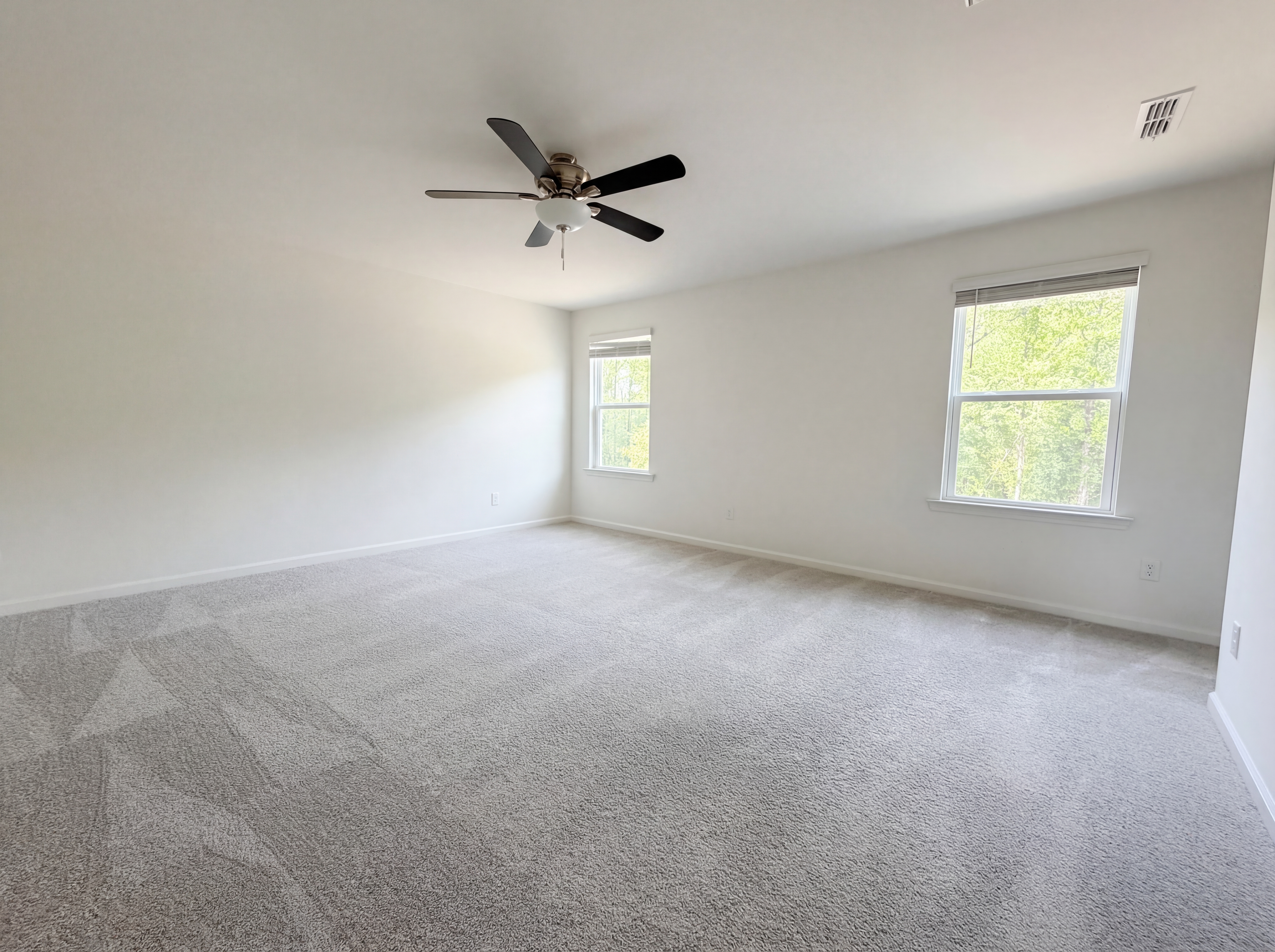 Photo 4 of 21 of 1717 Willow Landing Way, Willow Spring, NC