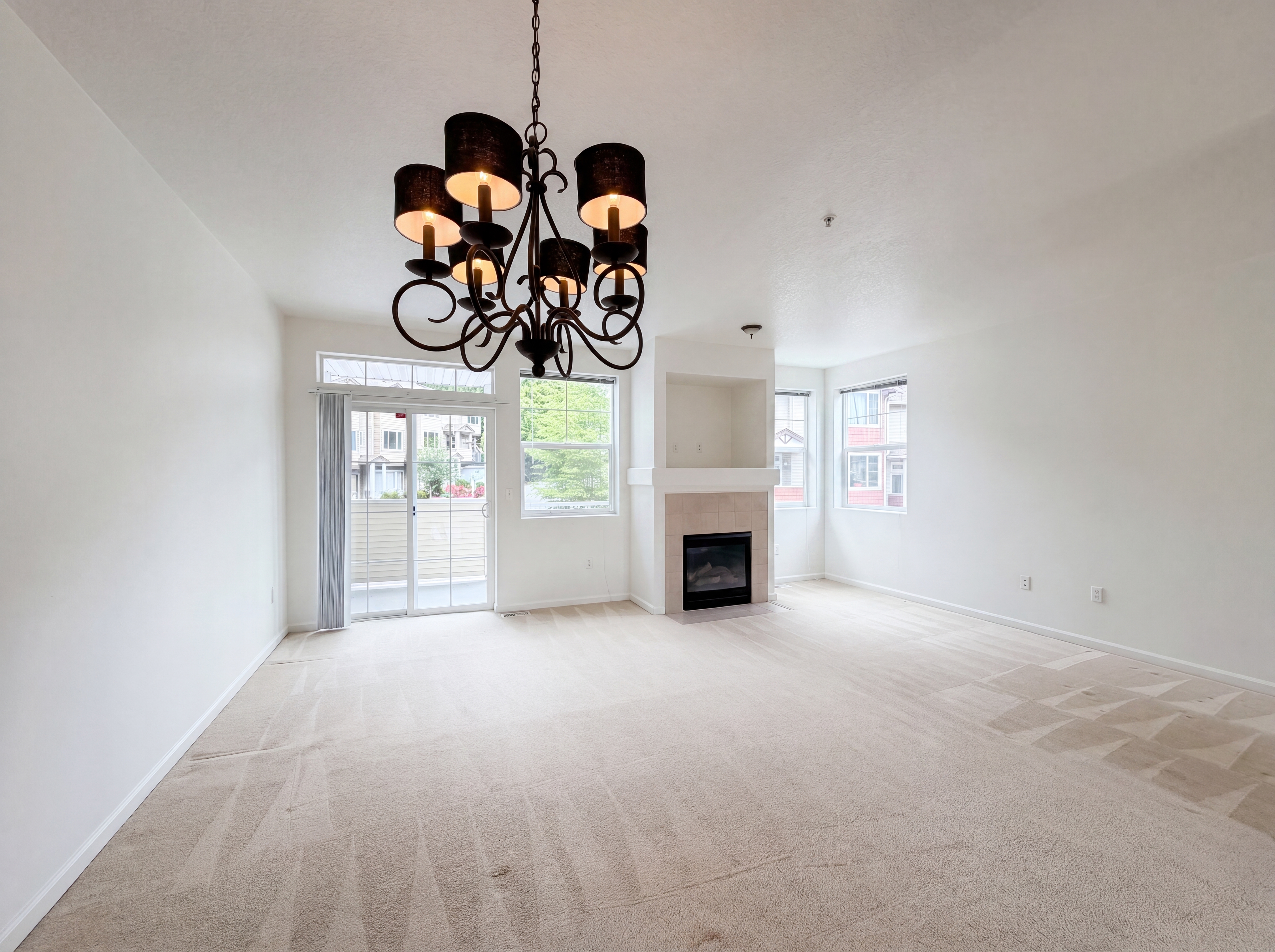 Photo 3 of 26 of 15485 SW Sparrow Loop, Beaverton, OR