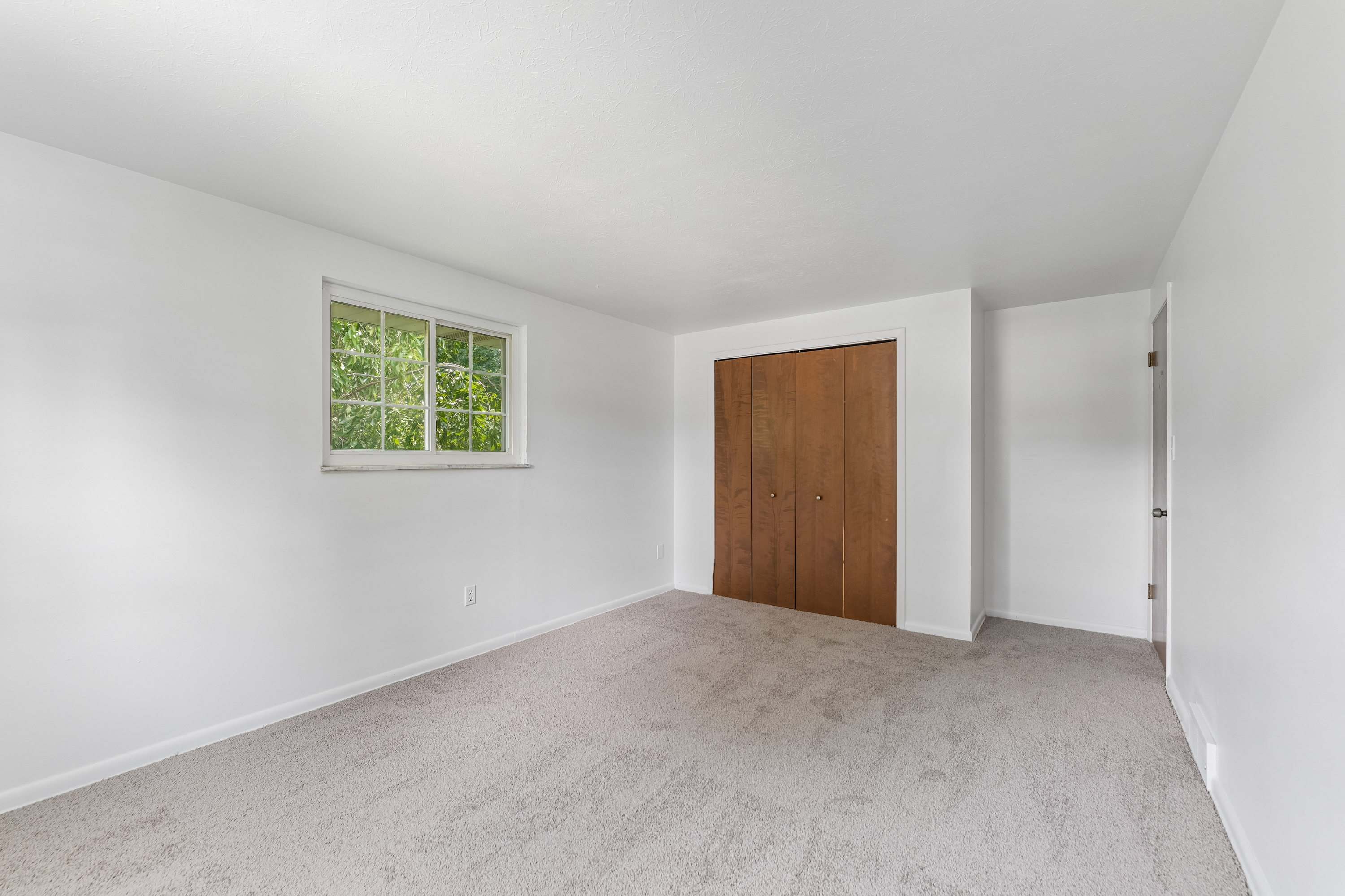Photo 19 of 52 of 644 Wellfleet Dr, Bay Village, OH