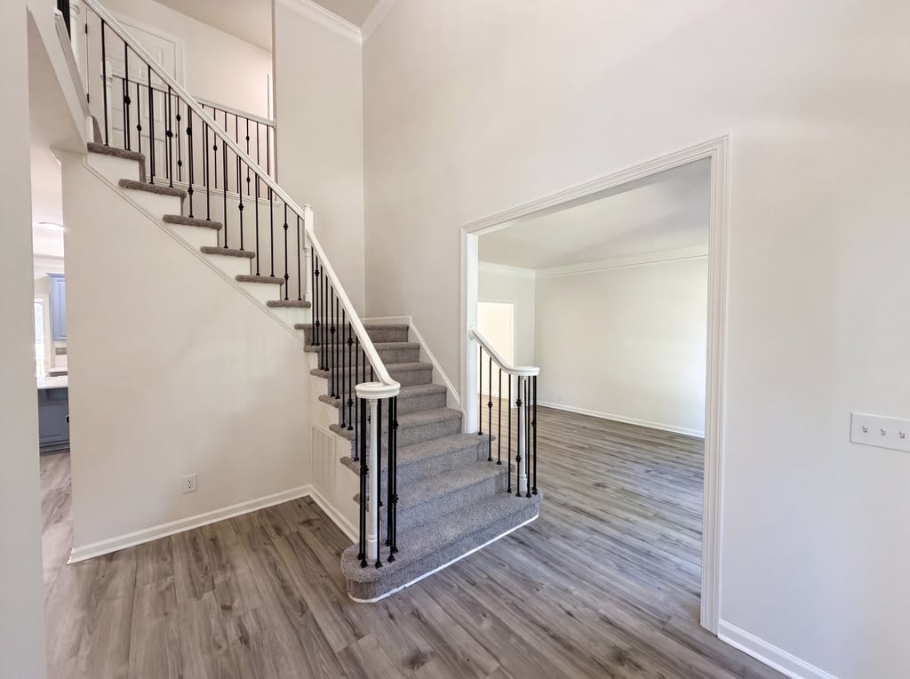 Photo 11 of 22 of 12209 Willingdon Rd, Huntersville, NC