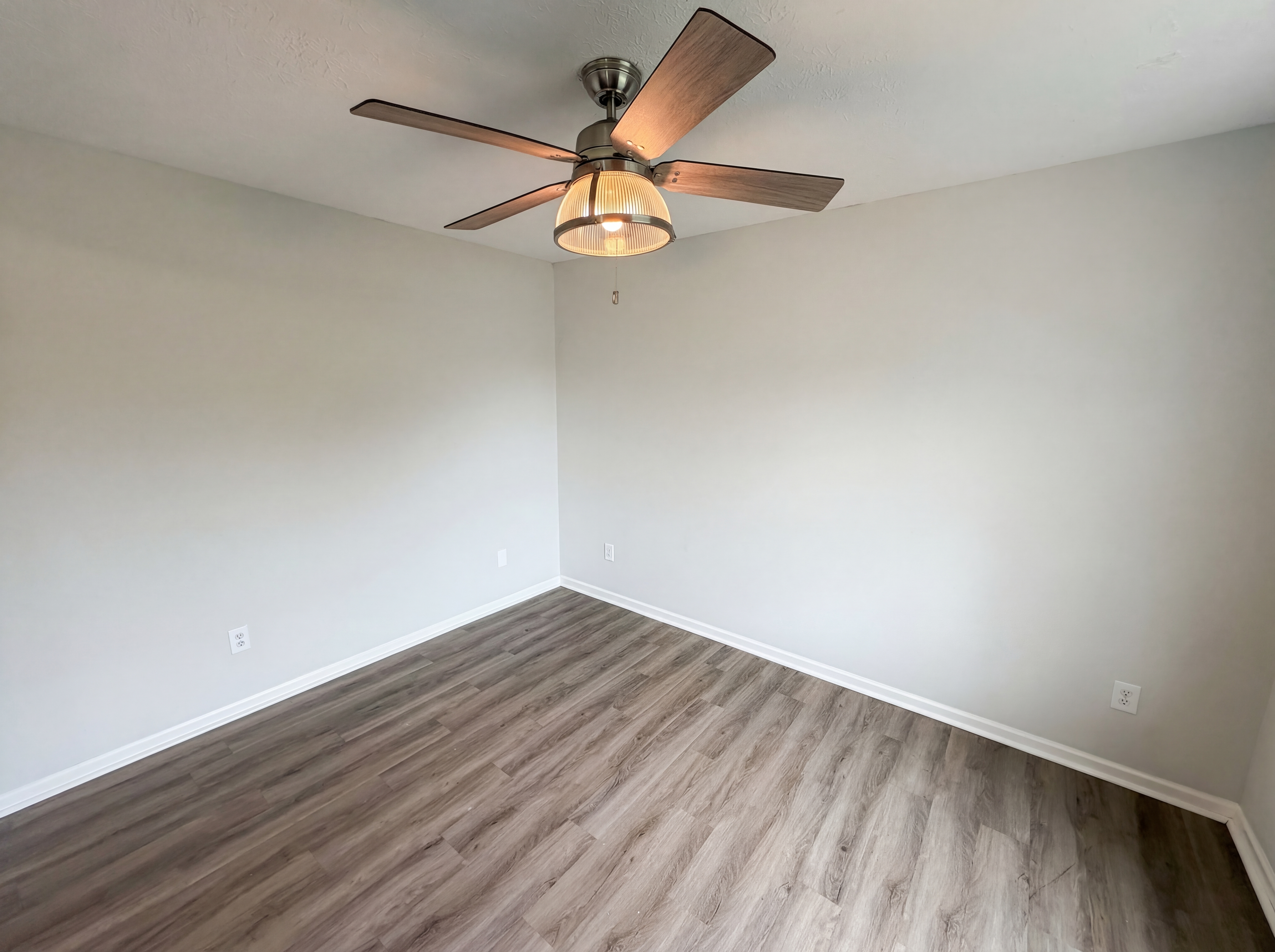 Photo 7 of 28 of 8911 Alto Way, Indianapolis, IN