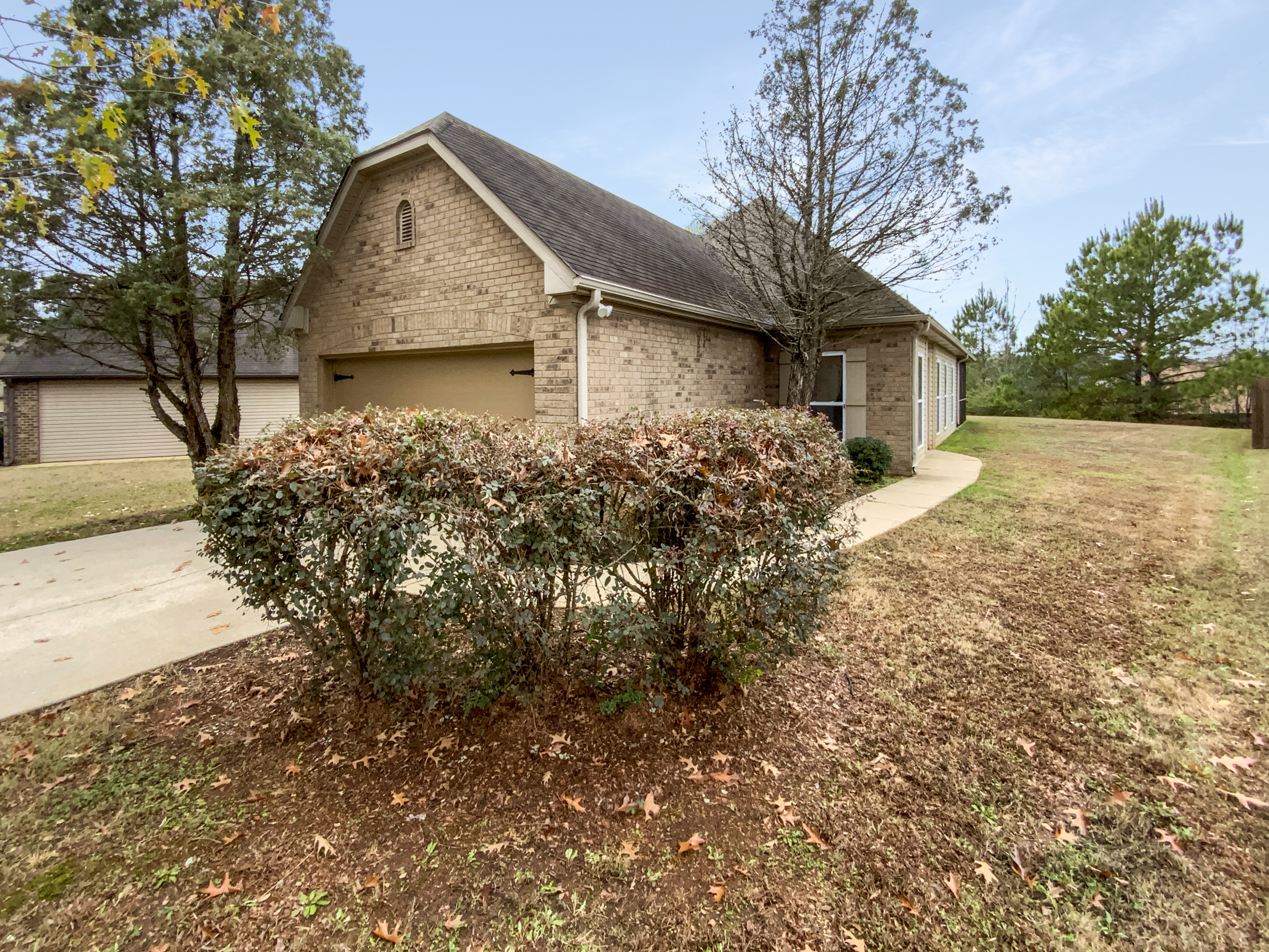 Photo 18 of 19 of 4555 Rosser Loop Dr, Bessemer, AL