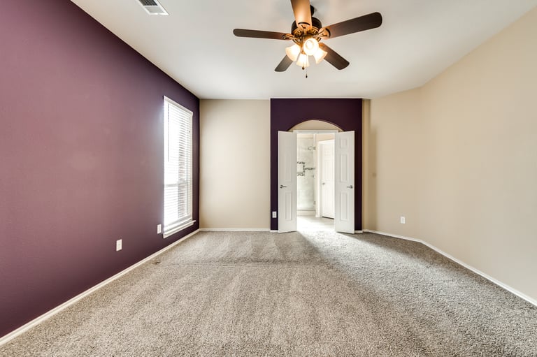 Photo 14 of 28 - 7254 Summit Parc Dr, Dallas, TX 75249