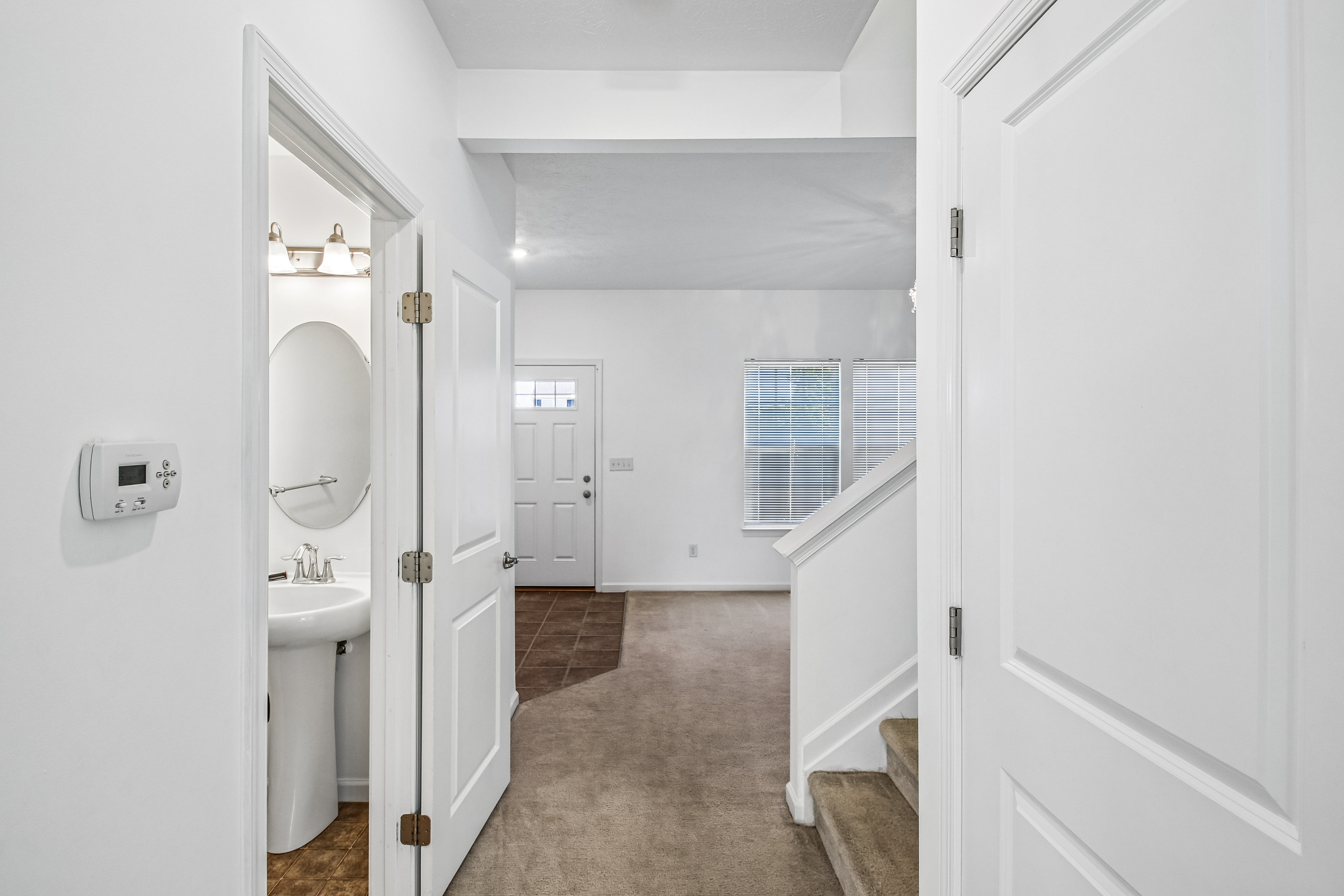 Photo 11 of 48 of 6007 Amber Dr, Farmington, NY