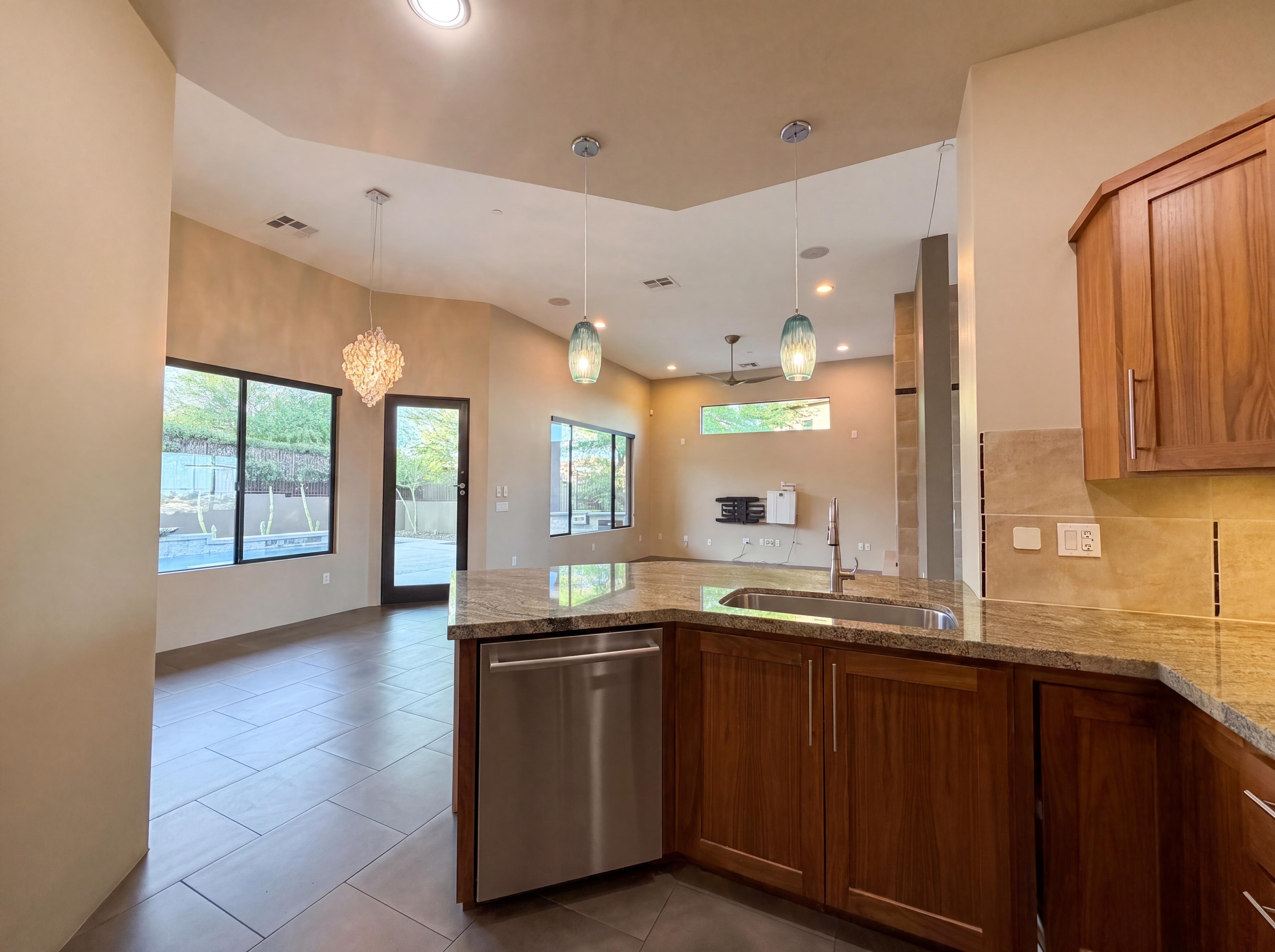 Photo 10 of 30 of 15470 E Sycamore Dr, Fountain Hills, AZ