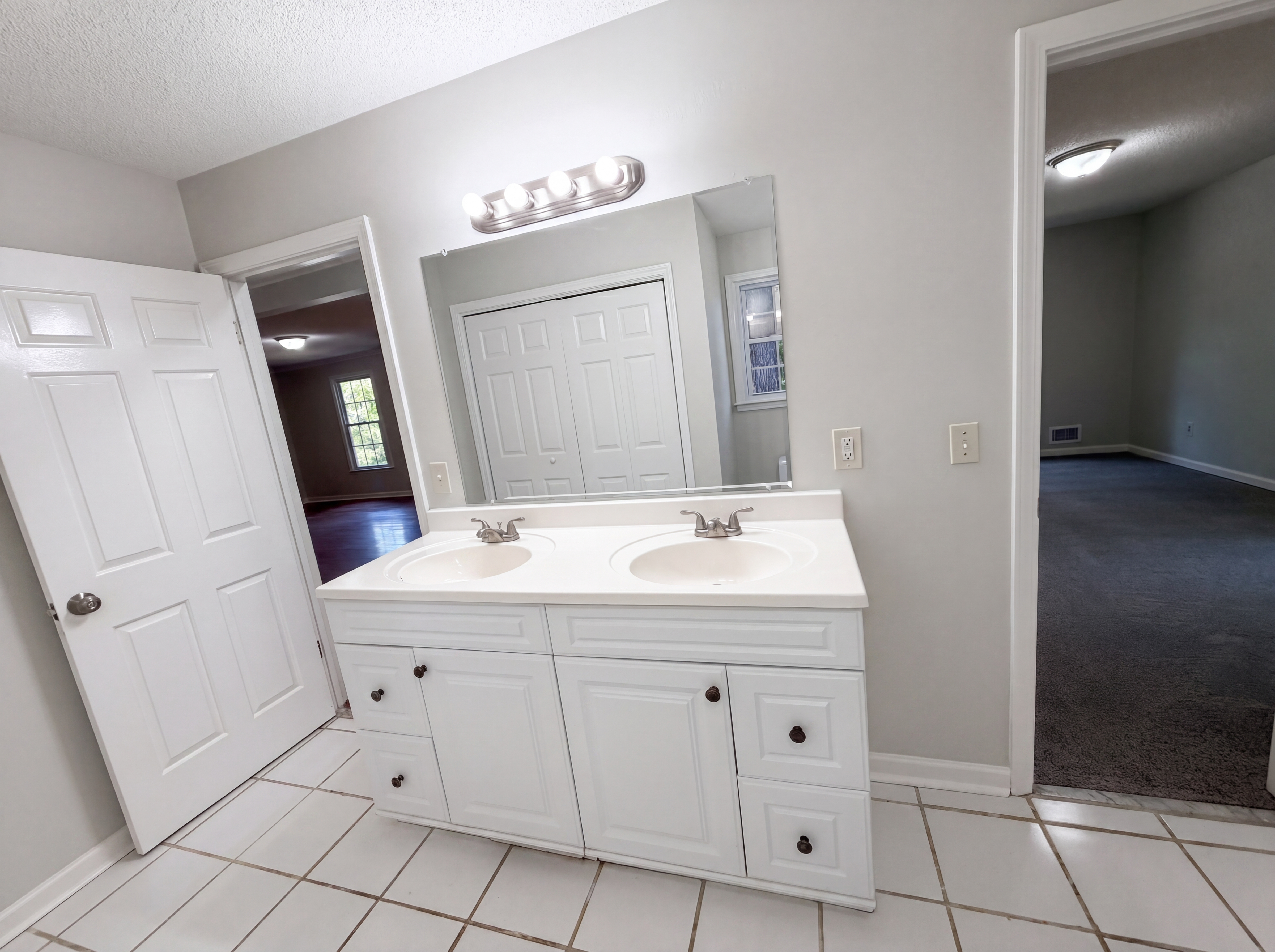 Photo 18 of 29 of 260 Woodwinds Dr, Columbia, SC
