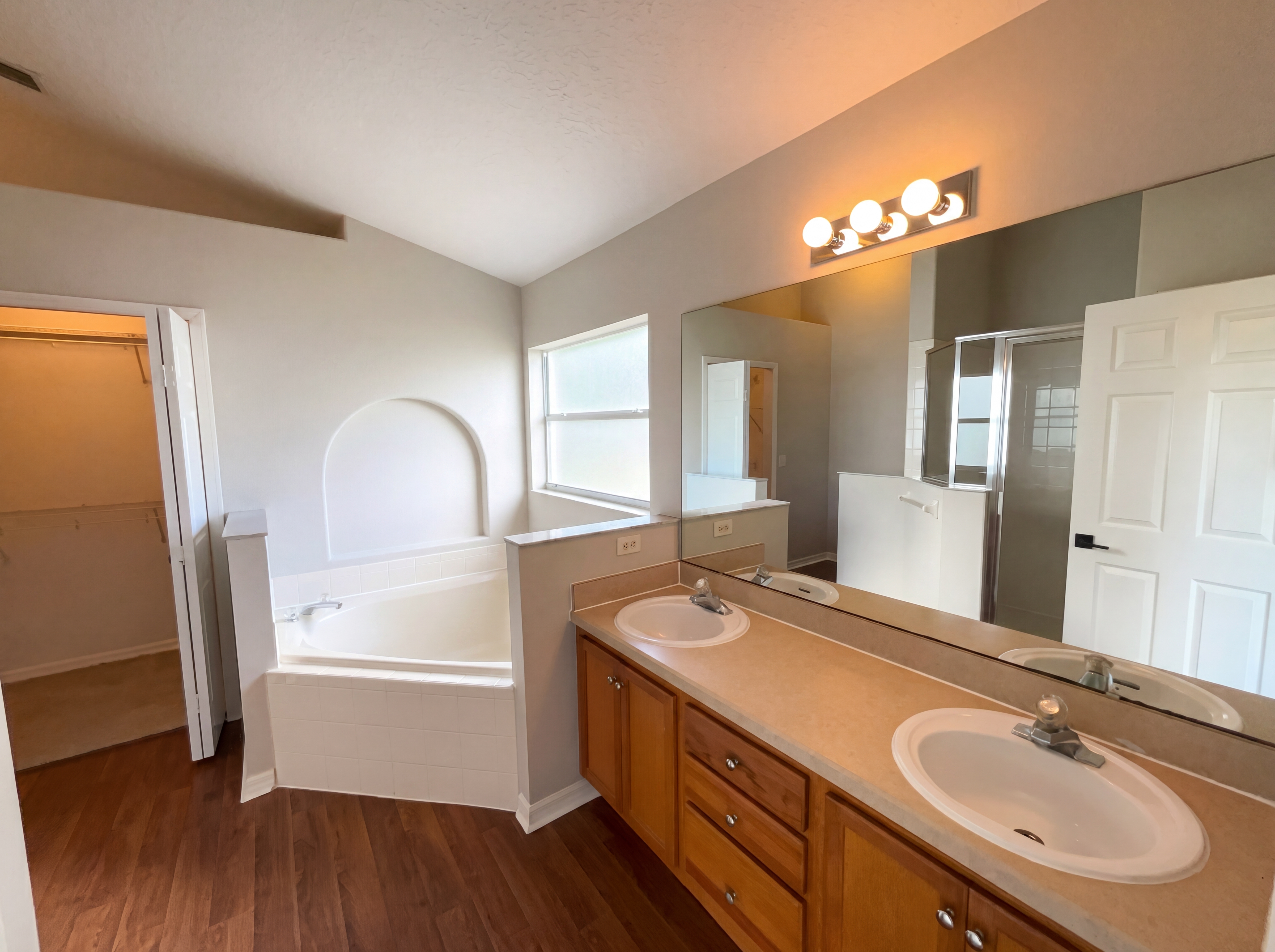 Photo 6 of 34 of 3028 Samosa Hill Cir, Clermont, FL