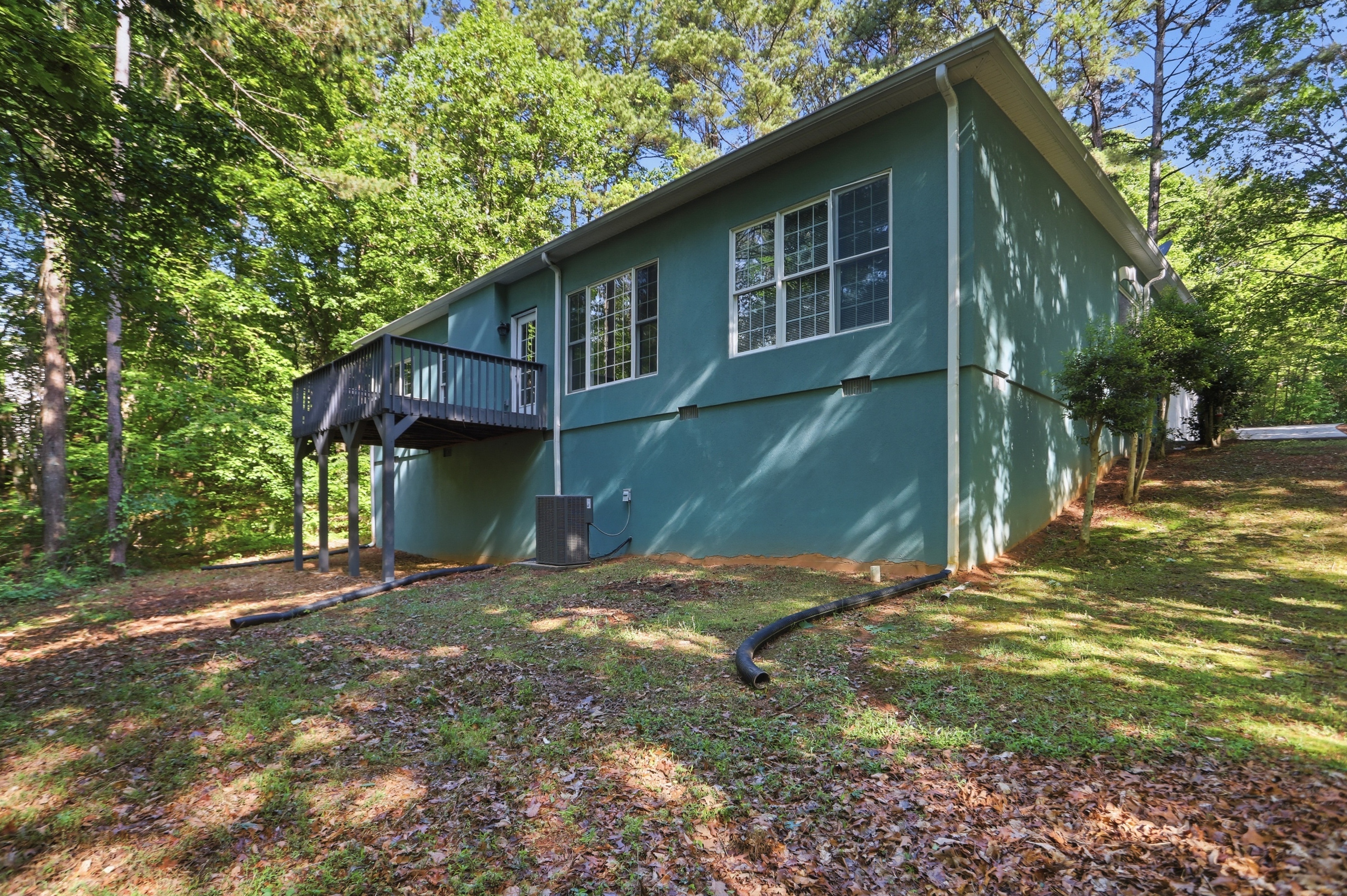 Photo 33 of 34 of 940 Cider Ridge Ct, Clarkesville, GA