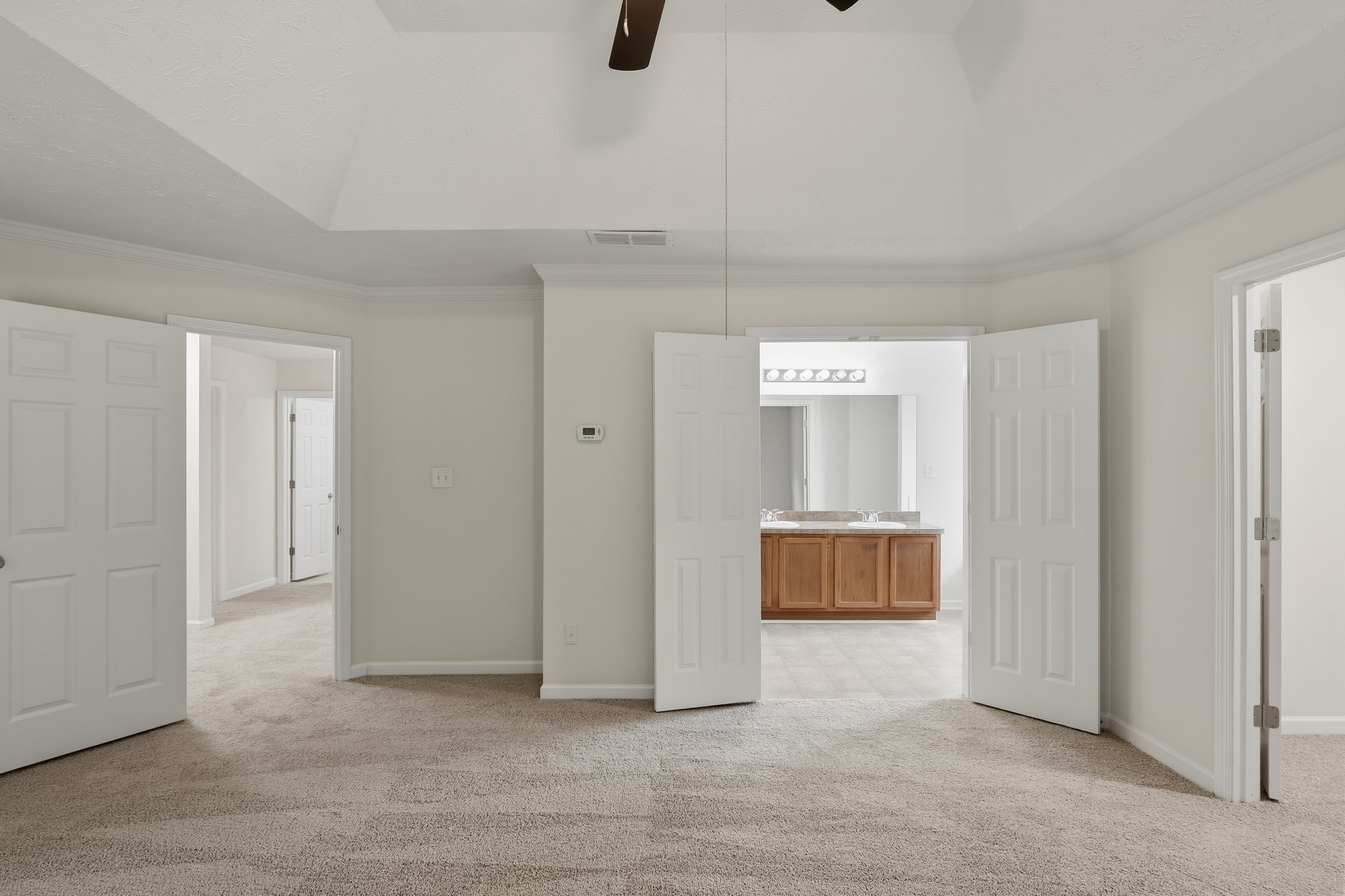 Photo 16 of 41 of 2213 Pine View Trl, Ellenwood, GA