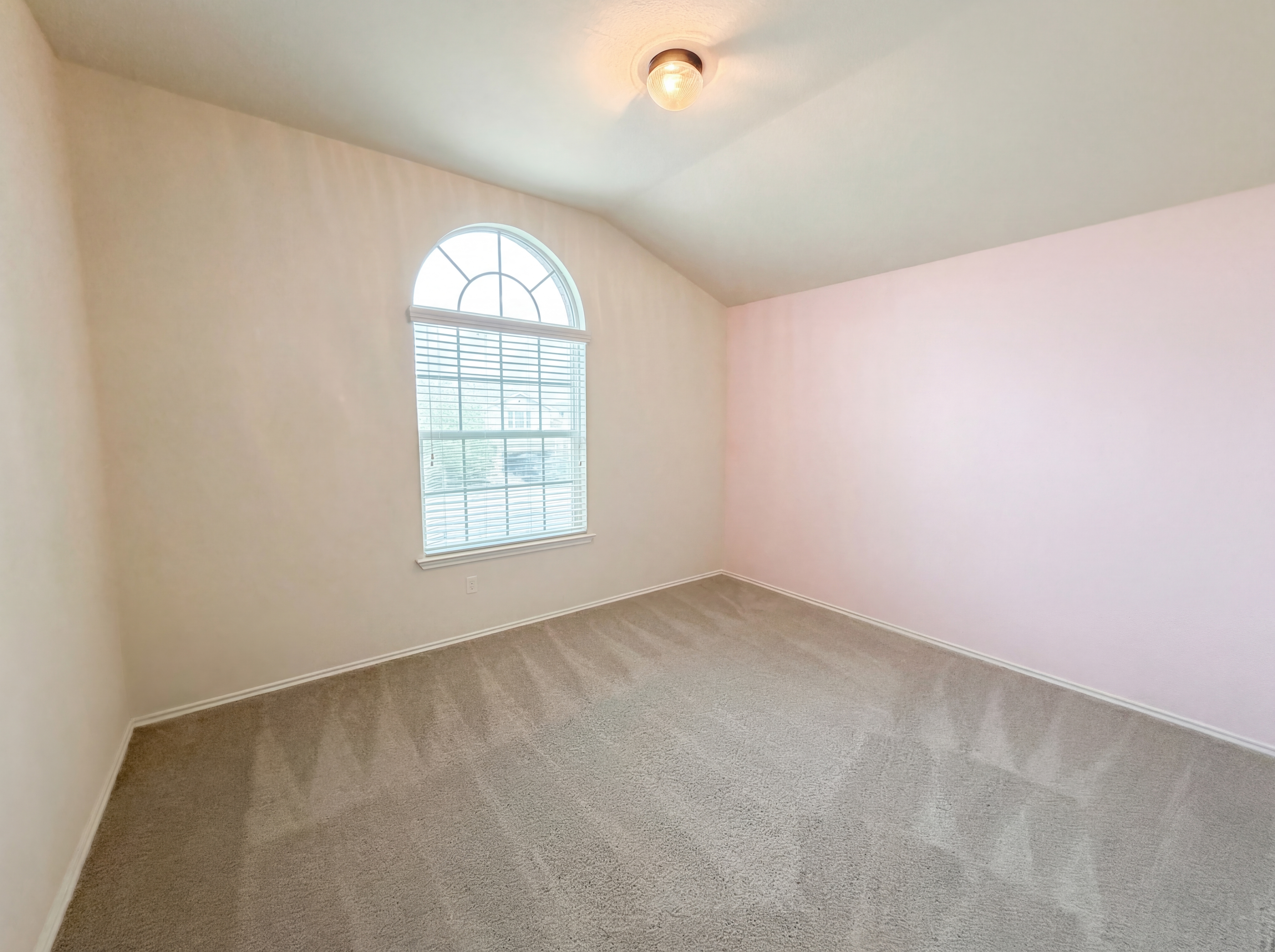 Photo 18 of 24 of 6206 Suellen Ln, Killeen, TX