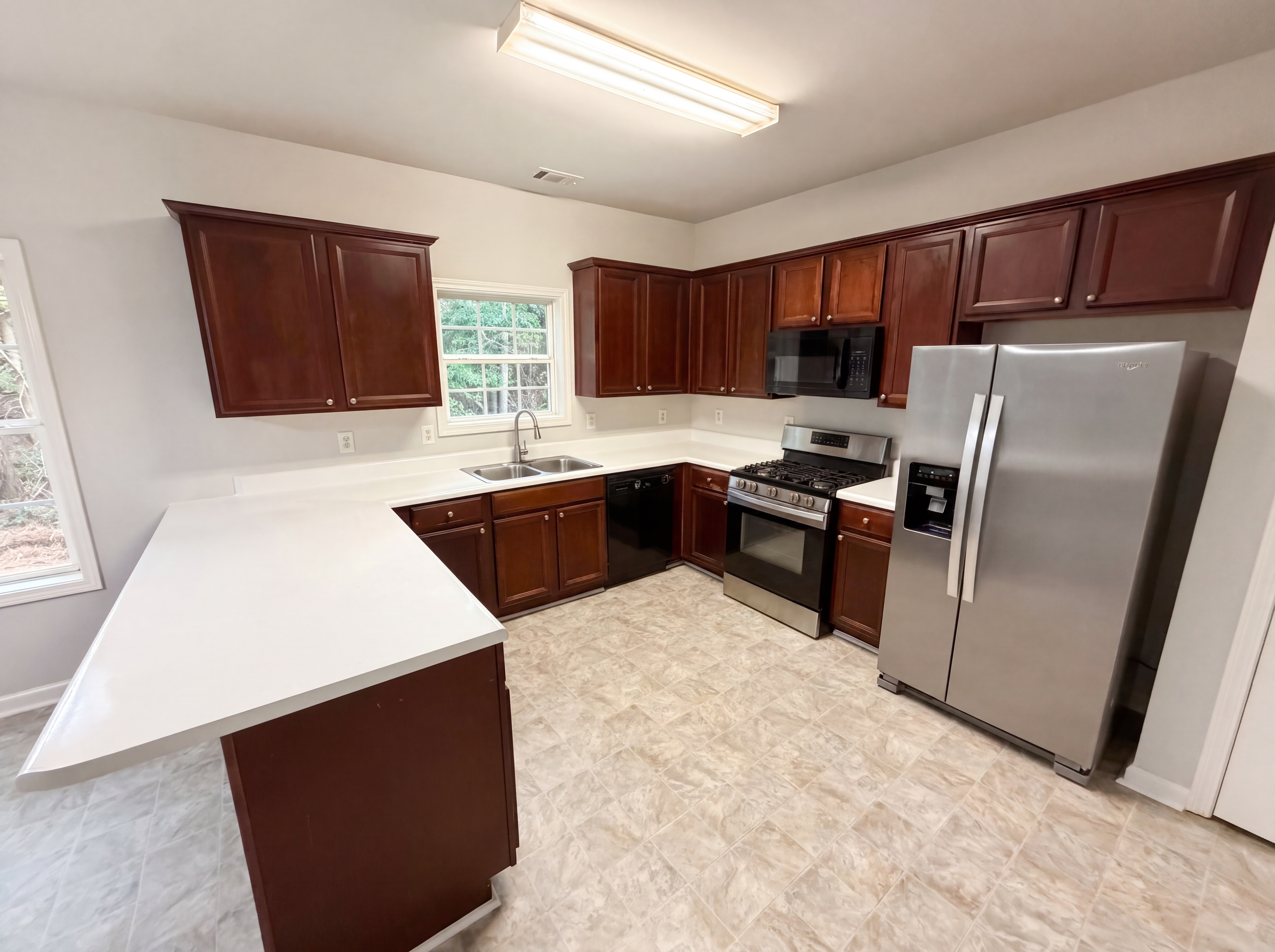 Photo 10 of 41 of 3105 Anneewakee Falls Pkwy, Douglasville, GA