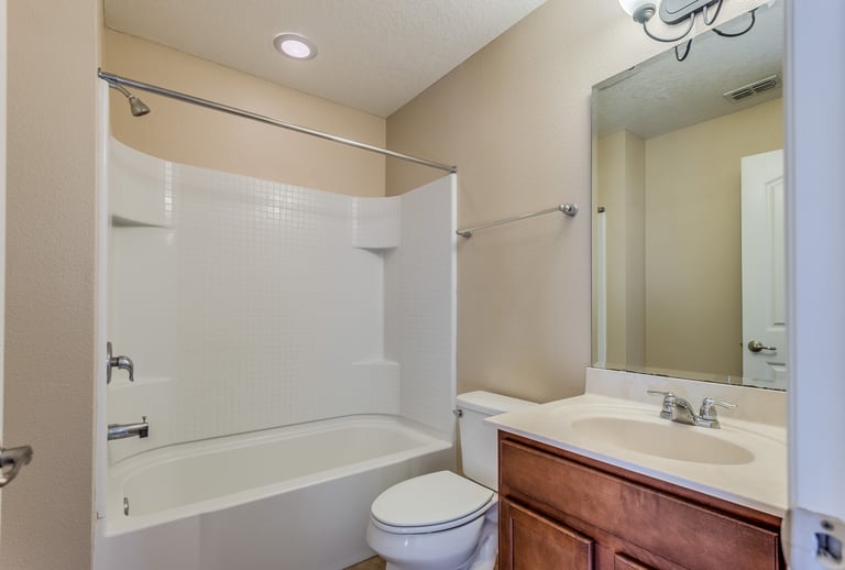 Photo 18 of 20 - 14914 Del Morrow Way, Orlando, FL 32824