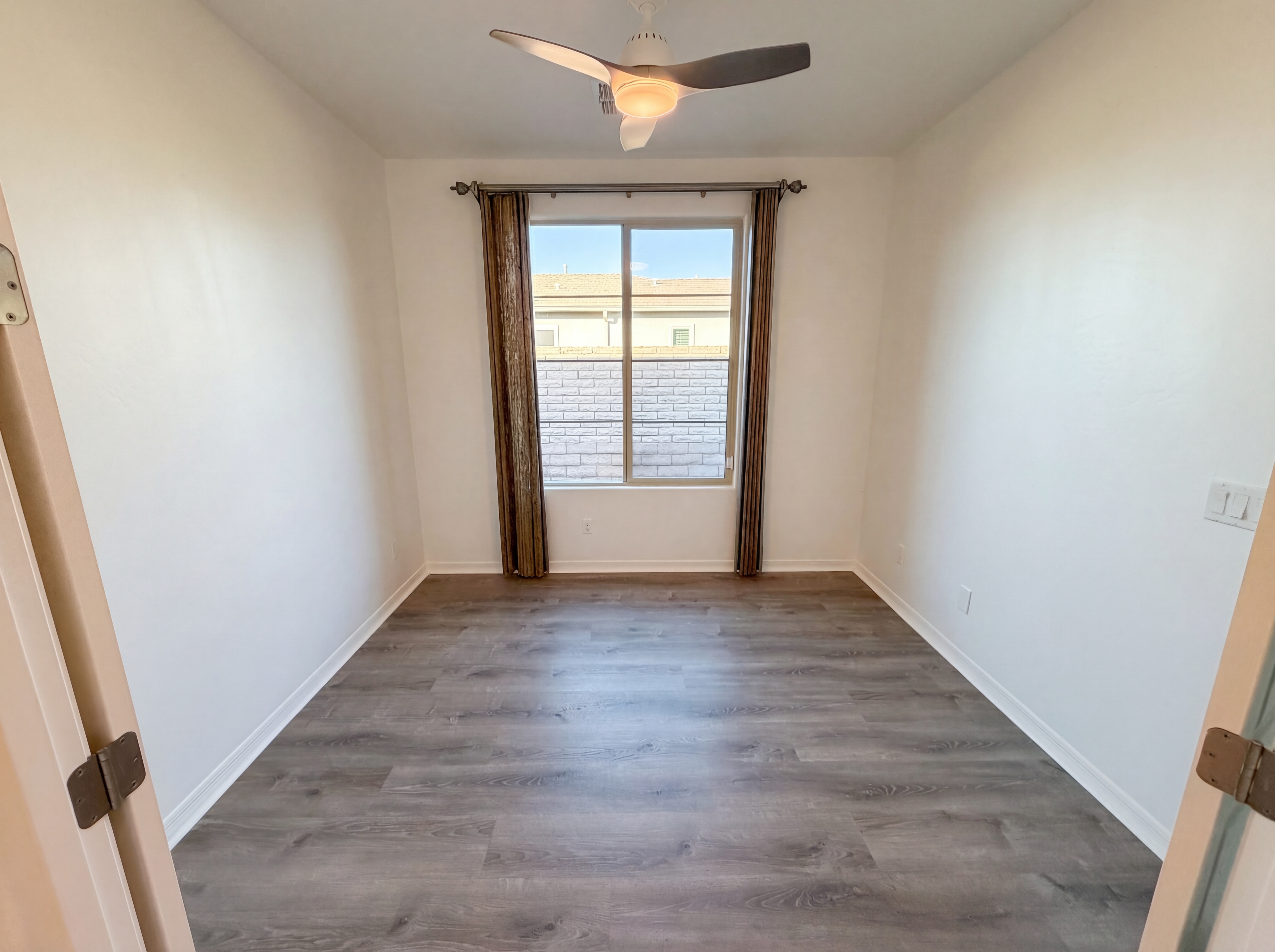 Photo 11 of 27 of 28840 N 121st Ln, Peoria, AZ