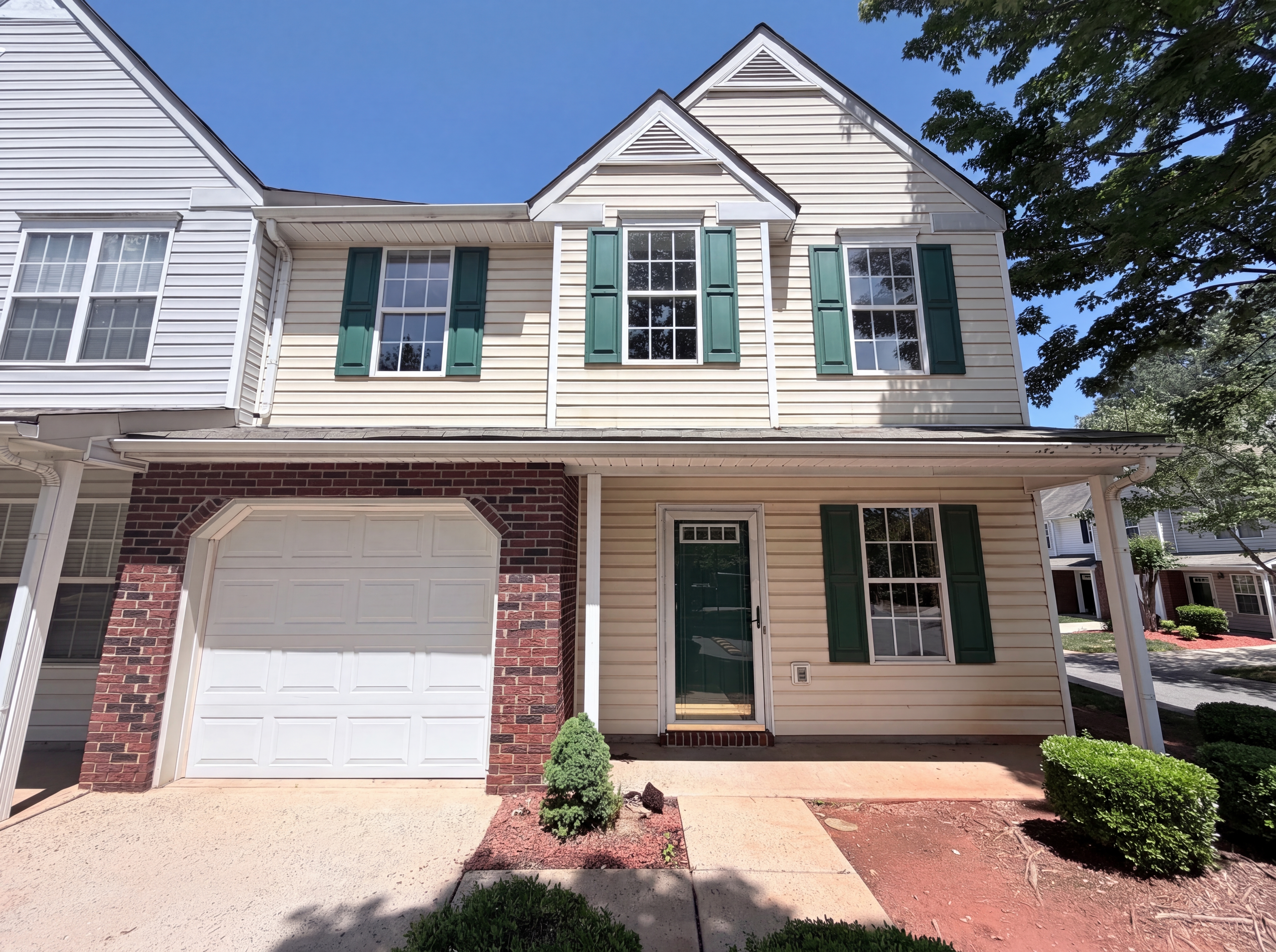 Photo 15 of 19 of 9606 Jack Russell Ct, Charlotte, NC