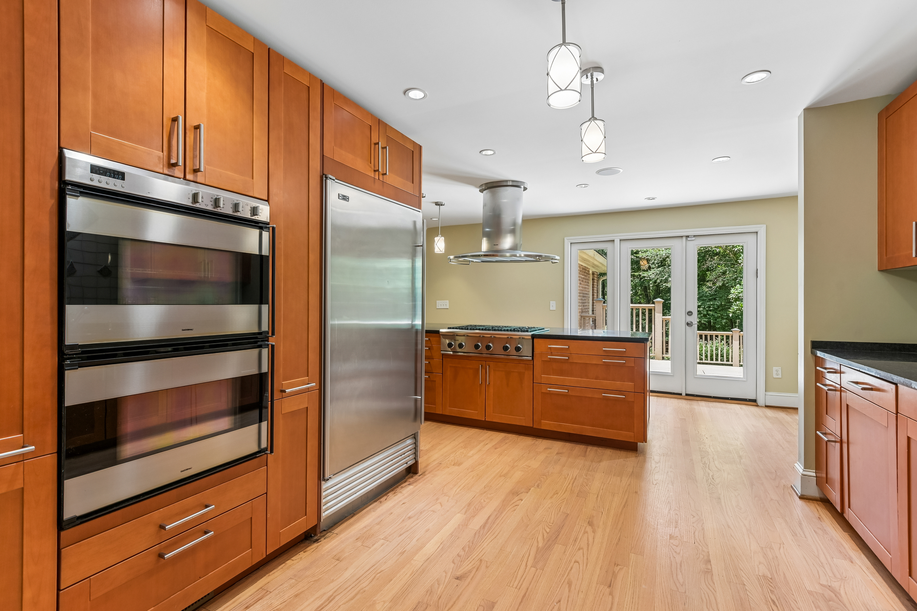Photo 78 of 87 of 3135 Spalding Dr, Atlanta, GA