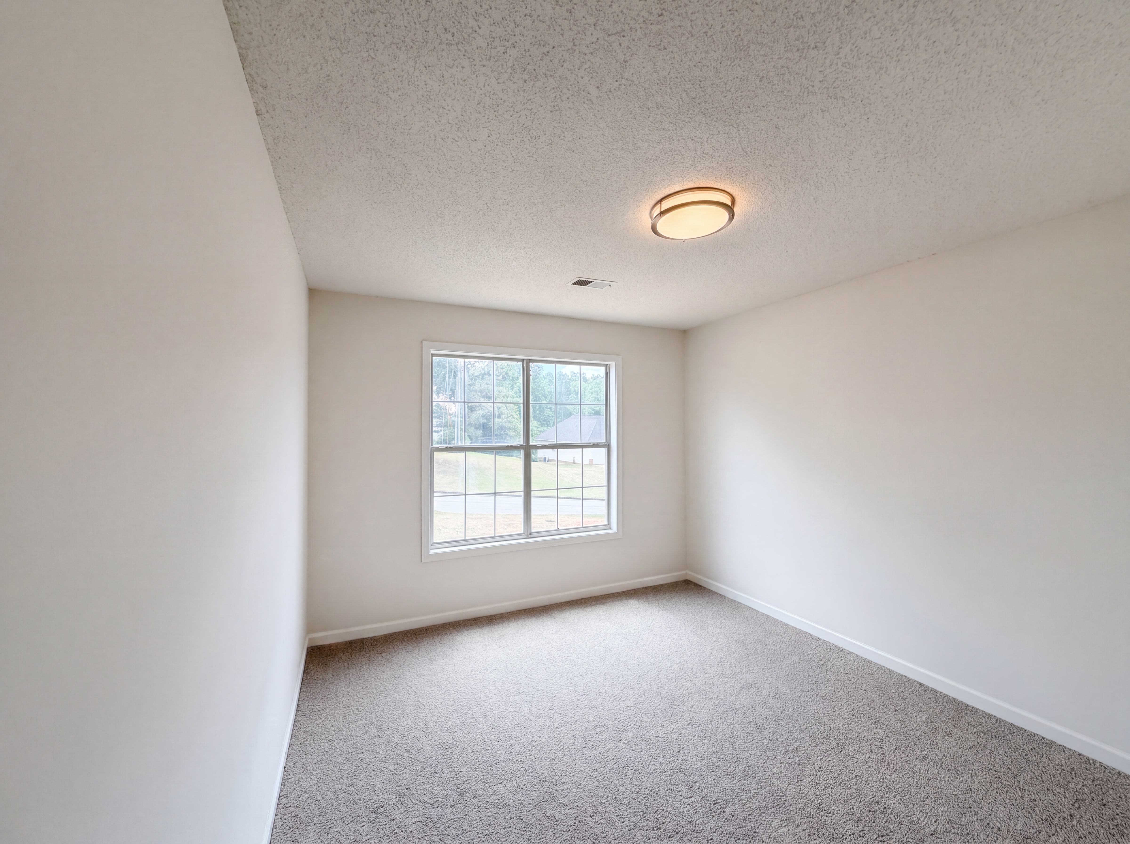 Photo 16 of 28 of 4484 Northridge Trl, Ellenwood, GA