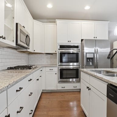 Property photo 2 of 4681 Sweetwater Ave