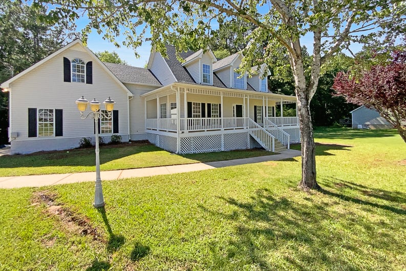 Property photo 1 of 132 Lynnview Ct