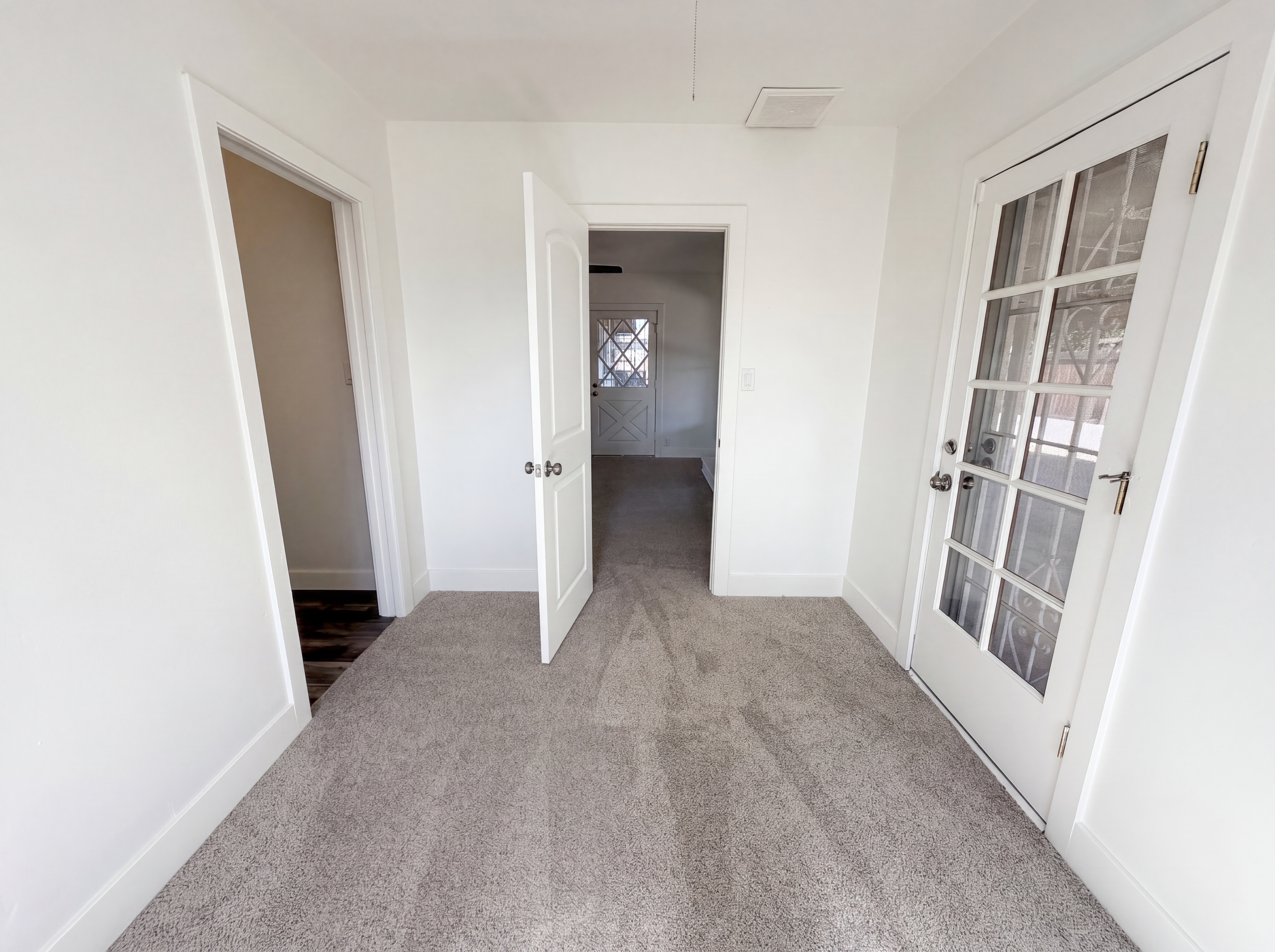 Photo 20 of 26 of 2402 W Anderson Ave, Phoenix, AZ