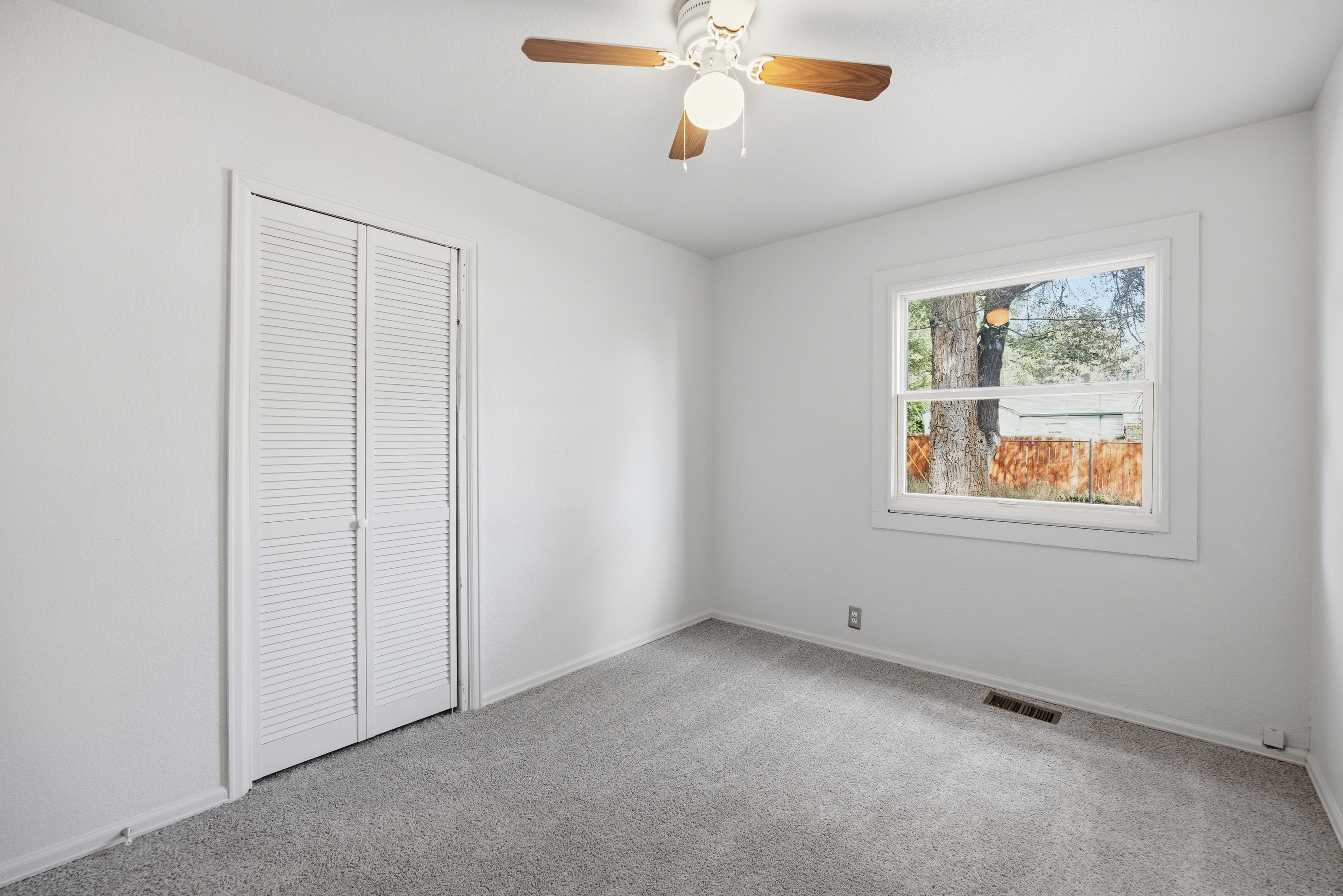 Photo 45 of 63 of 412 Lynn Ave, Colorado Springs, CO
