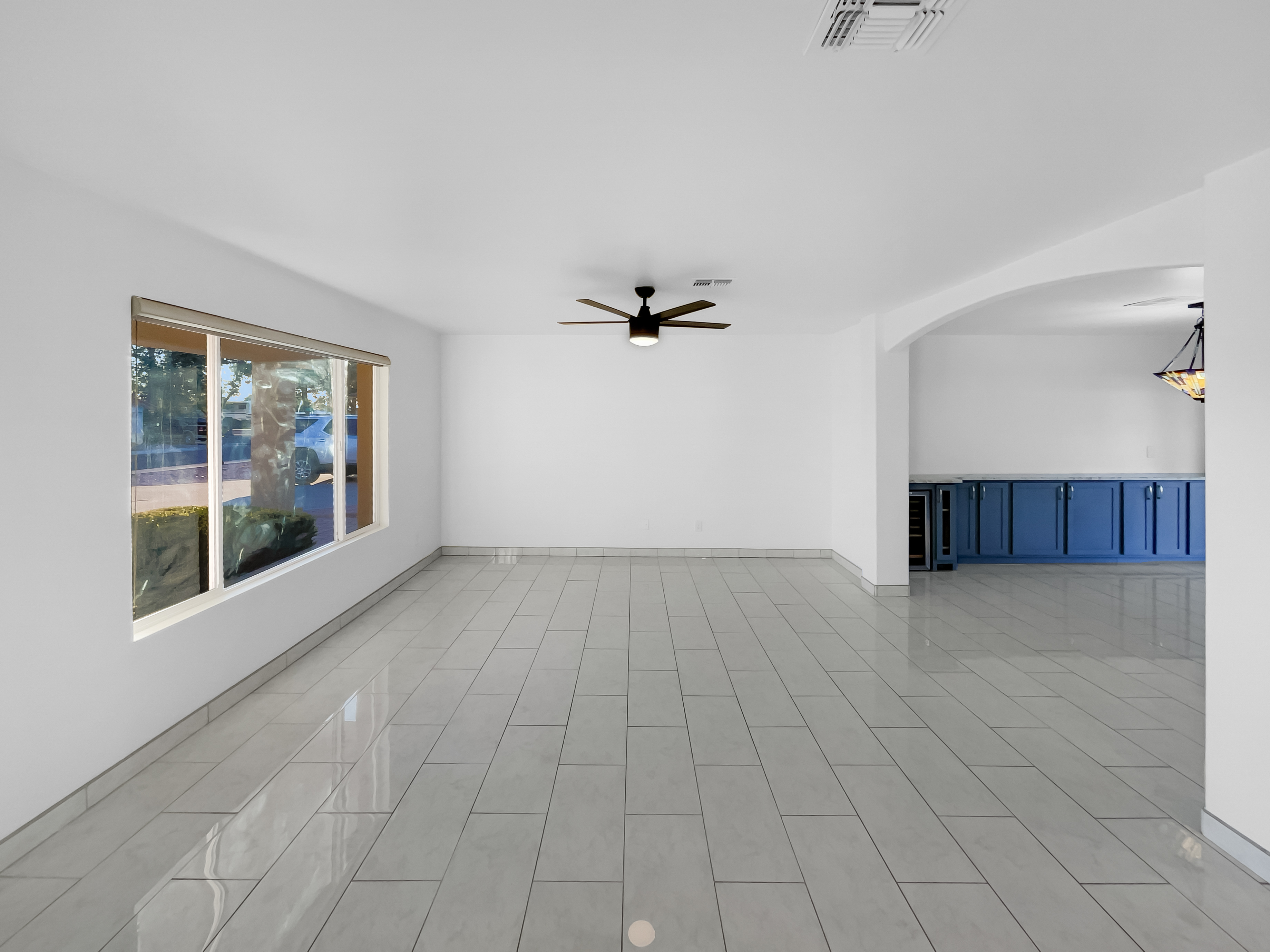 Photo 3 of 21 of 8414 E Orange Blossom Ln, Scottsdale, AZ