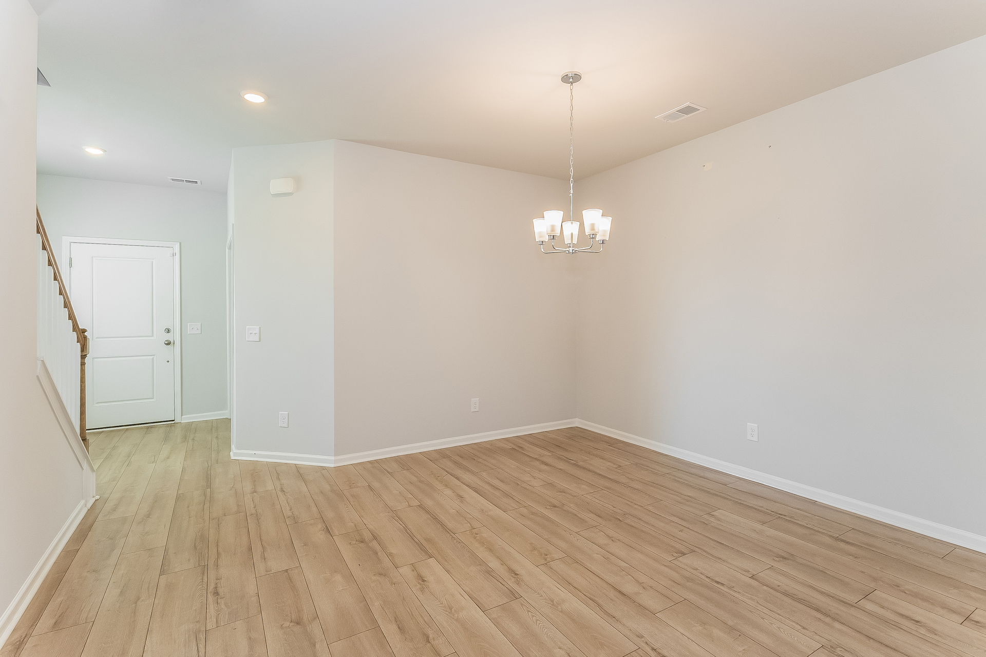 Photo 19 of 23 of 216 Red Bluff St, Summerville, SC