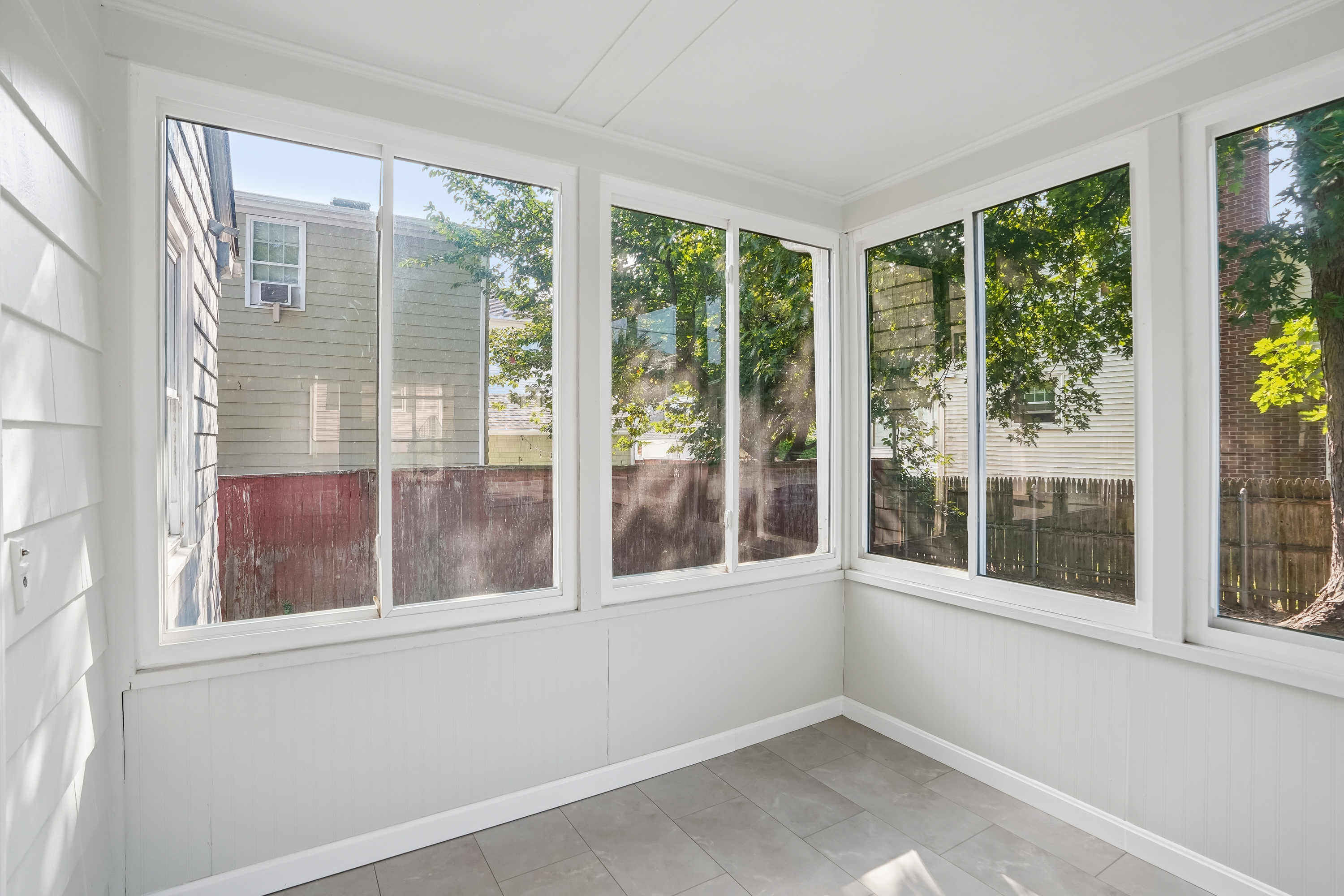 Photo 16 of 22 of 274 Whitford Ave, Providence, RI