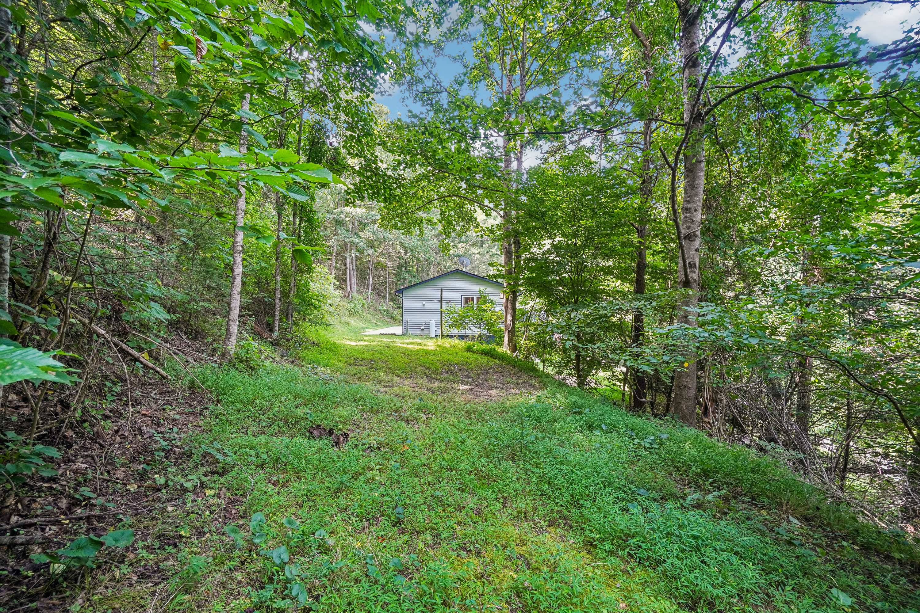 Photo 44 of 46 of 19 Jupiter Hts, Weaverville, NC