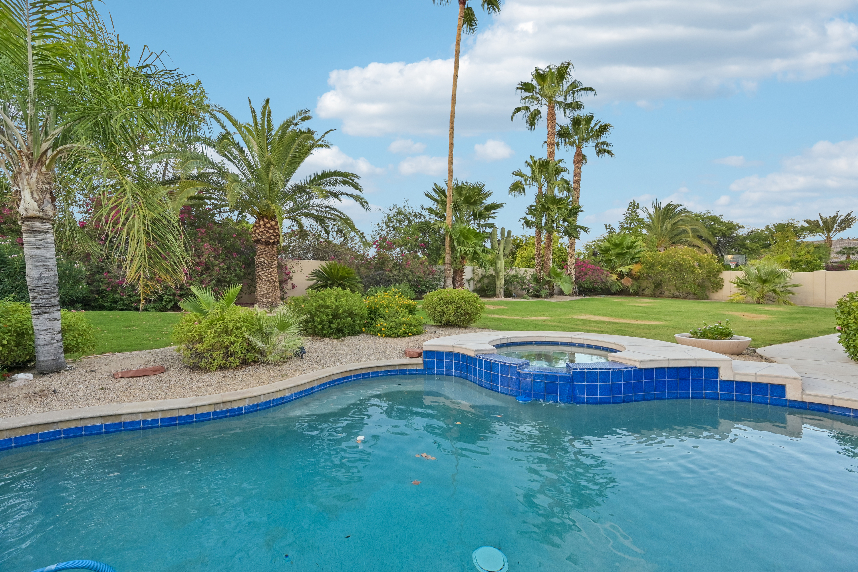 Photo 8 of 42 of 12158 E Ironwood Dr, Scottsdale, AZ