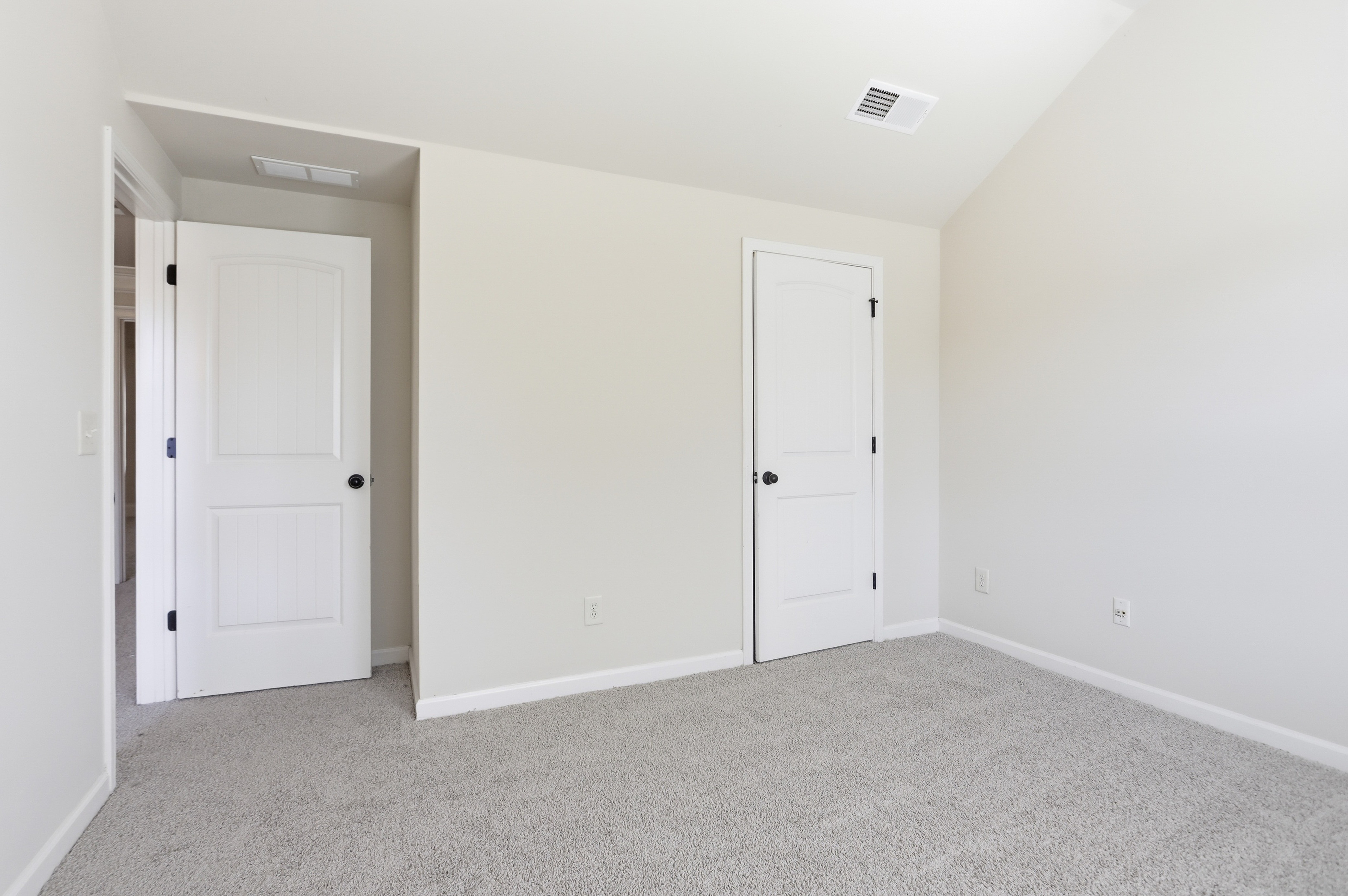 Photo 17 of 44 of 157 Ashbury Cir, Dallas, GA