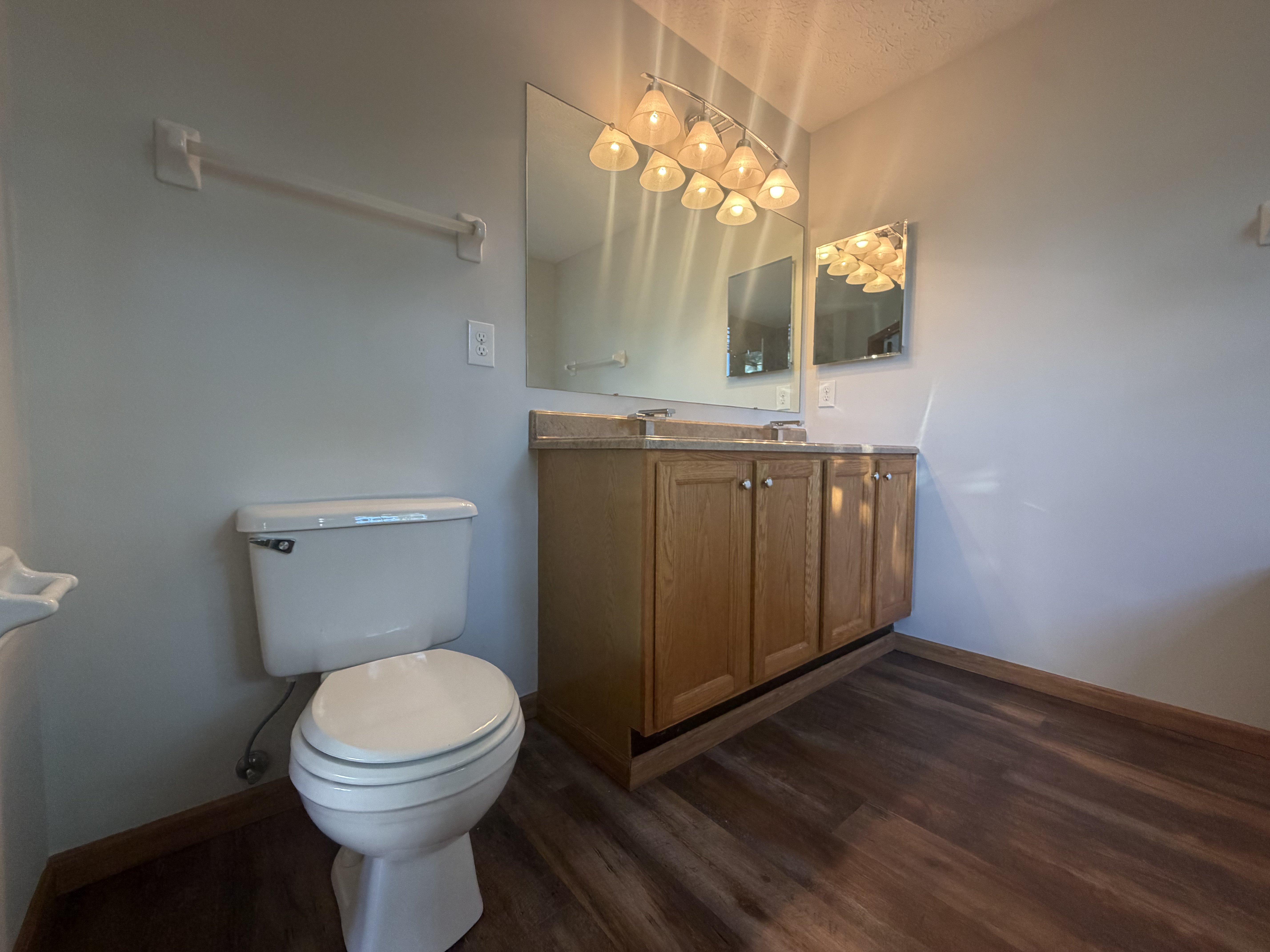 Photo 22 of 40 of 232 Brownstone Ct, Westerville, OH