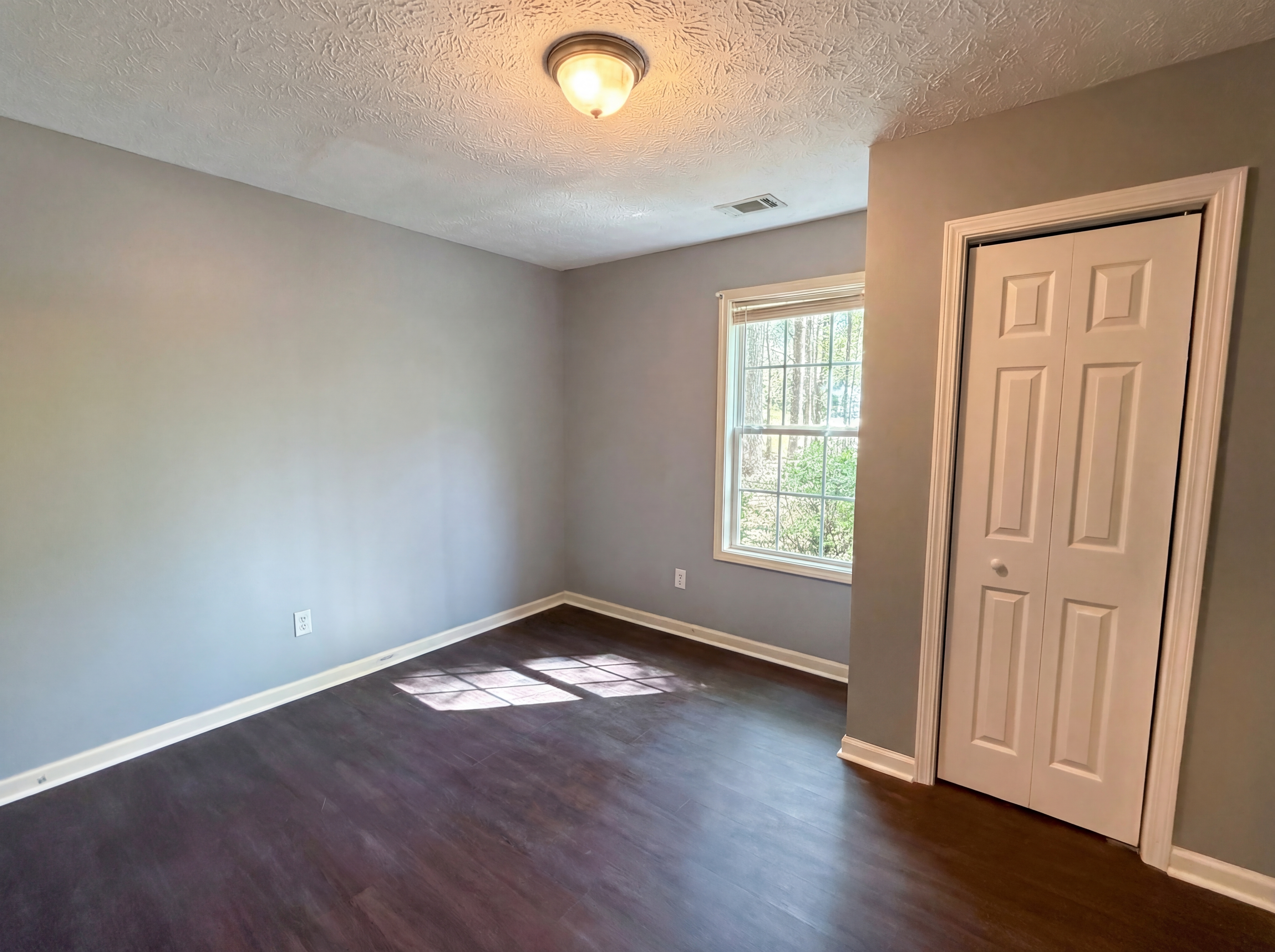 Photo 20 of 34 of 40 Cranbrook Ct, Covington, GA