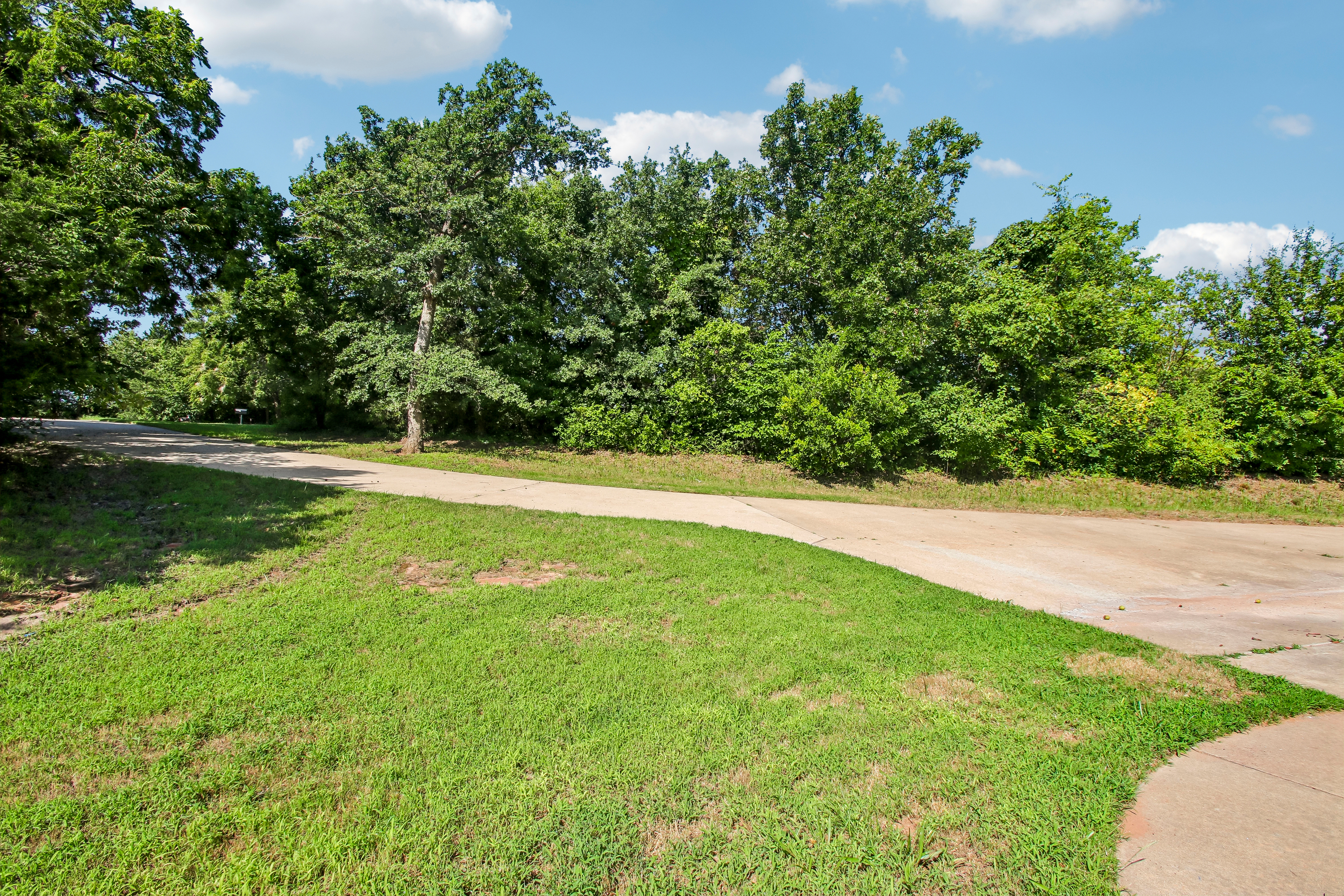Photo 14 of 35 of 12702 Fox Pass Rd, Edmond, OK