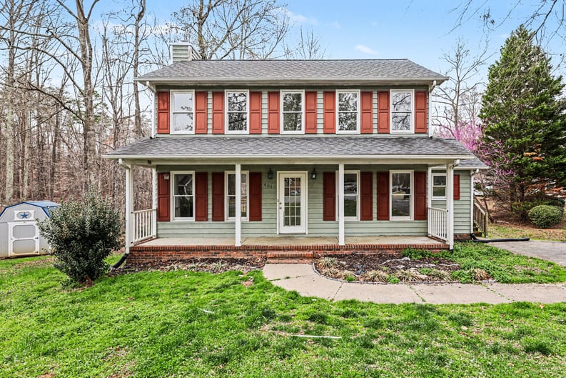Property photo 1 of 401 Sherwood Ct