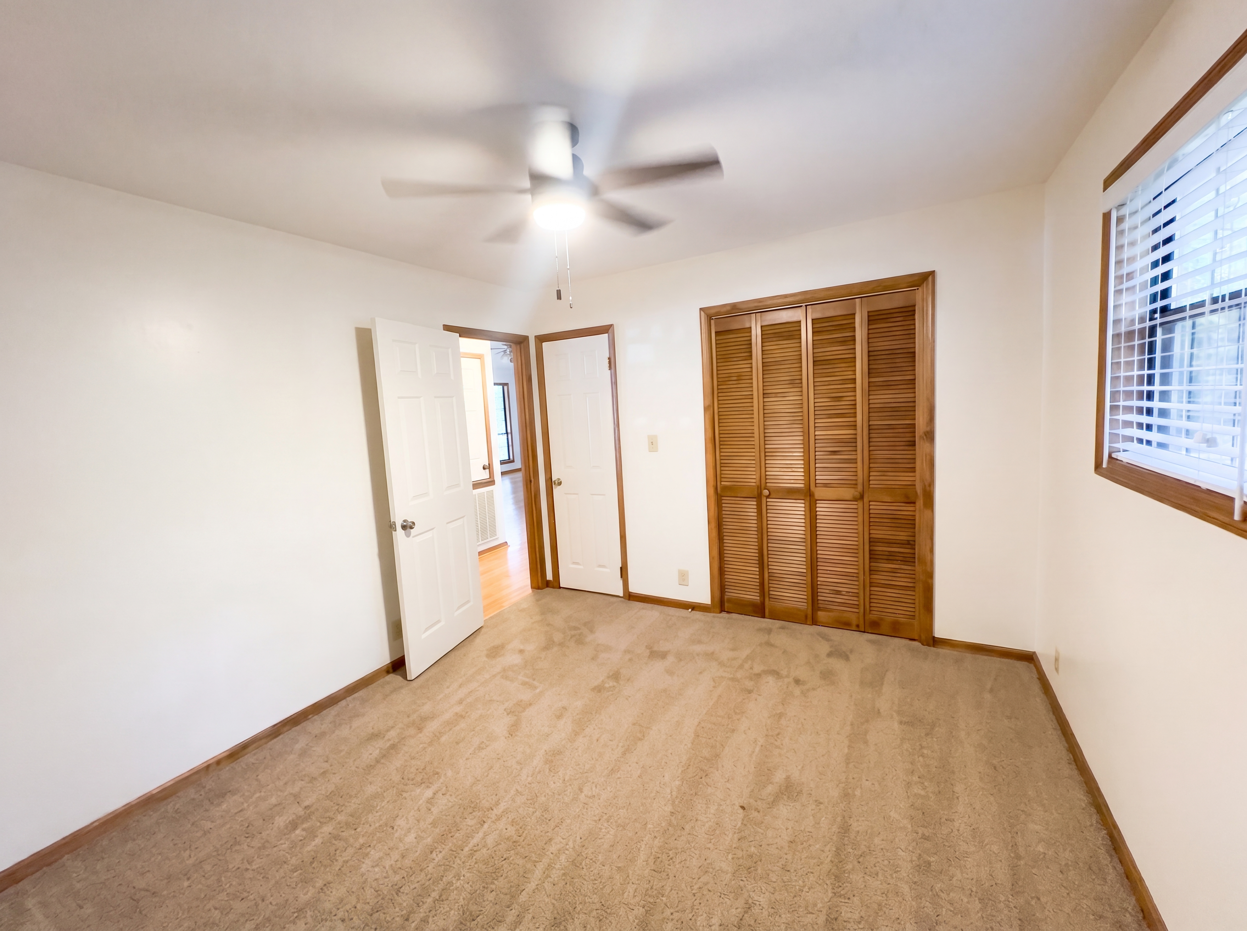 Photo 9 of 19 of 120 Bay Ct, Eatonton, GA