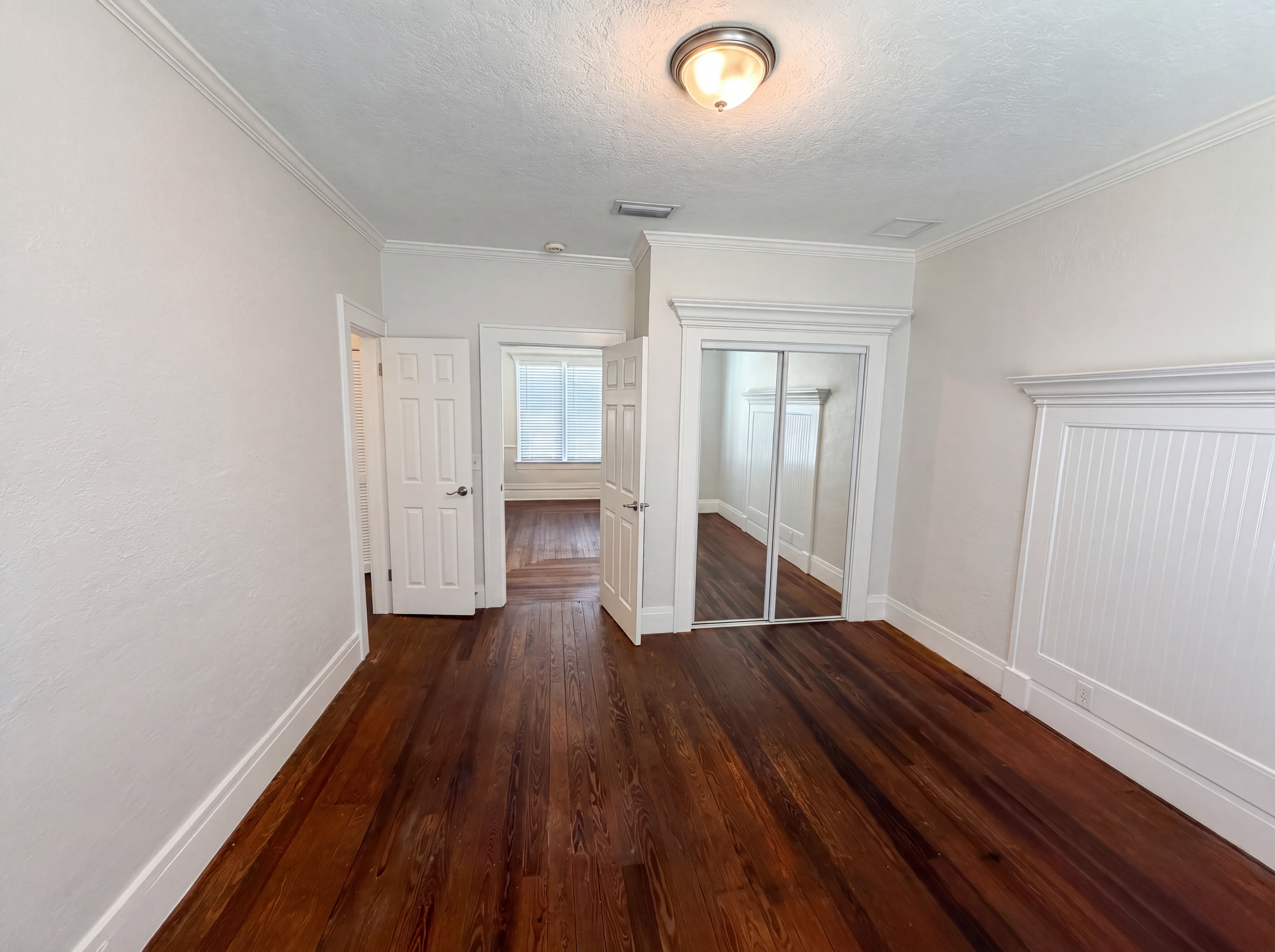Photo 15 of 25 of 535 Palmetto Dr, Melbourne, FL