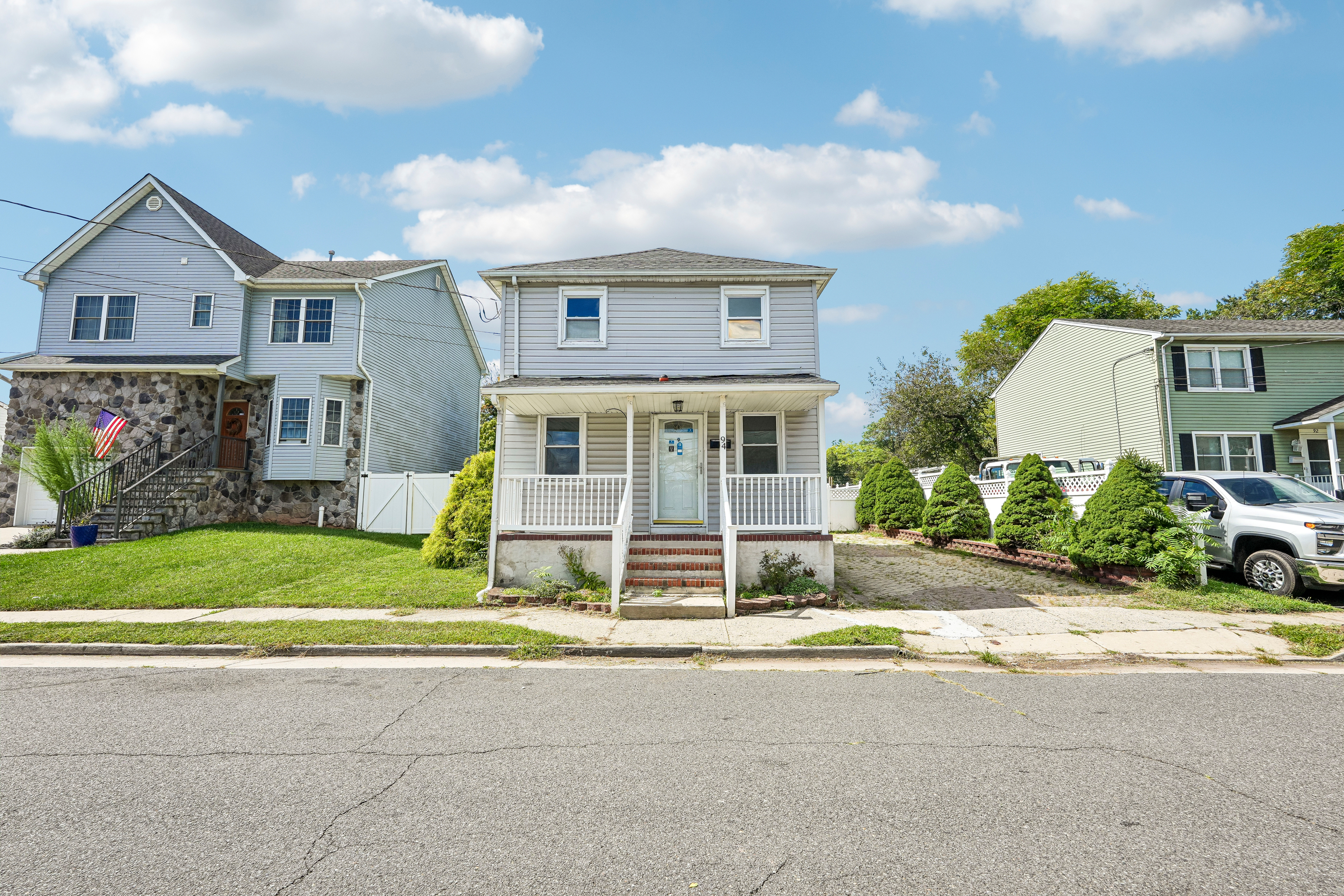 Photo 6 of 39 of 94 S 21st Ave, Manville, NJ