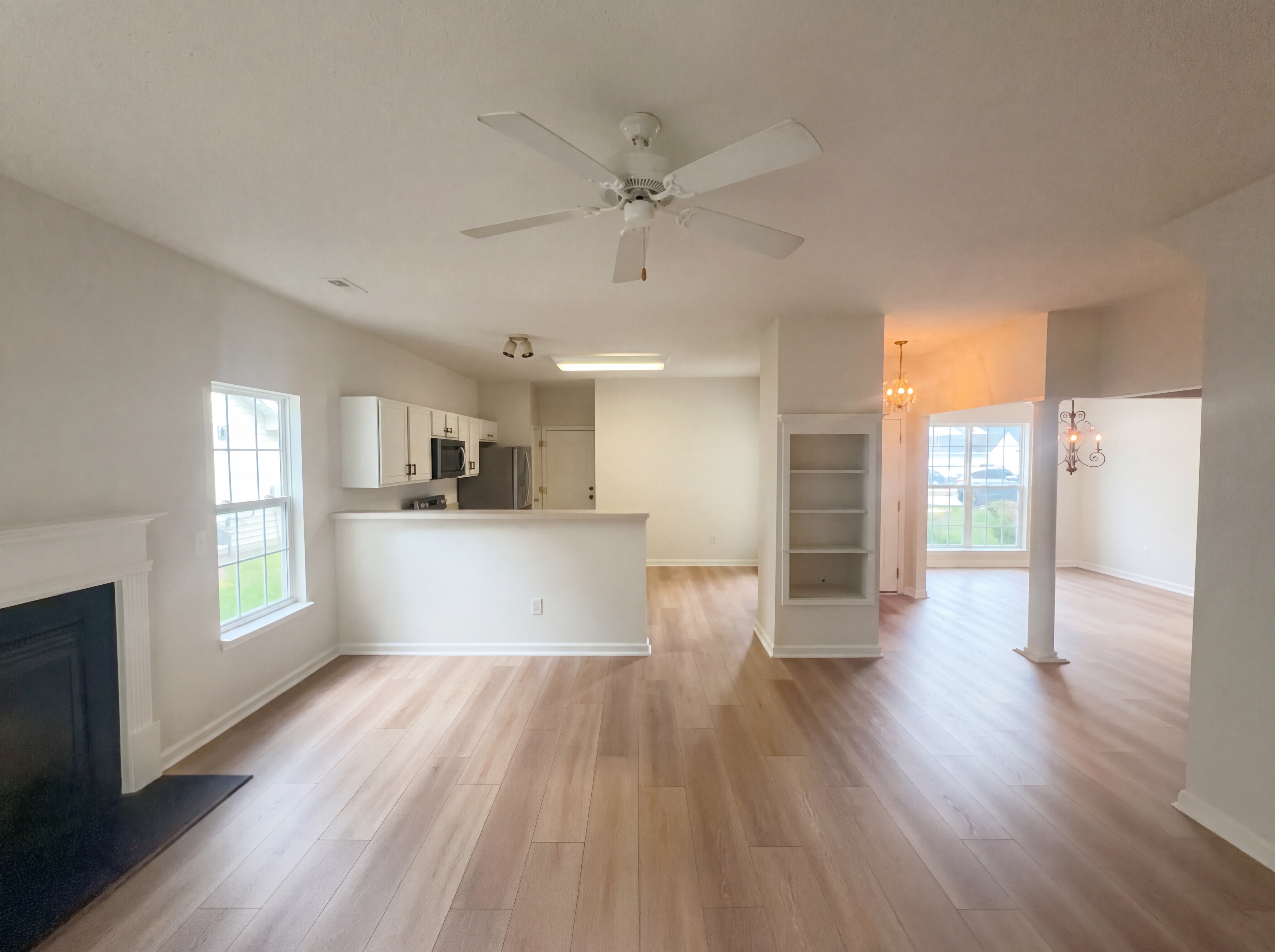 Photo 3 of 17 of 2855 Mossy Meadow Dr, High Point, NC